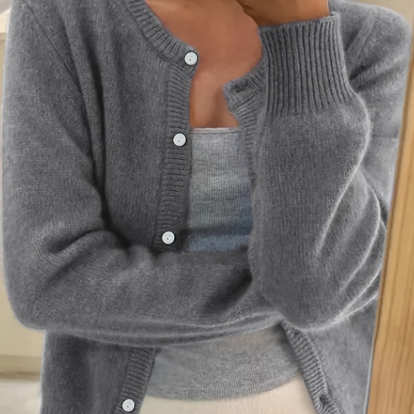 E-shop Damen Strickjacke in Unifarben mit langen Ärmeln, gerippter Strickpullover mit Knopfleiste, stilvoll und elegant für Frühling und Herbst