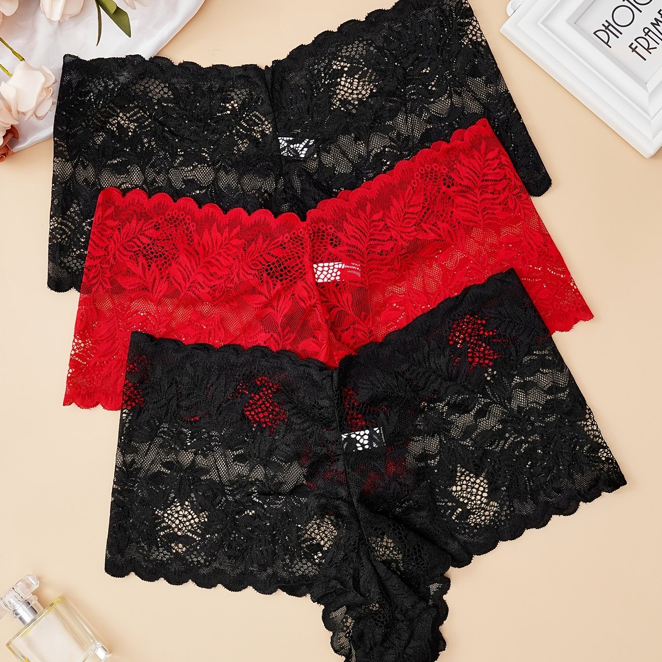 3pcs Plus Size Women's Lace Panties, Sexy Comfortable Close-fitting Elastic Solid Leaf Lace Splicing Plus Size Women's Underwear