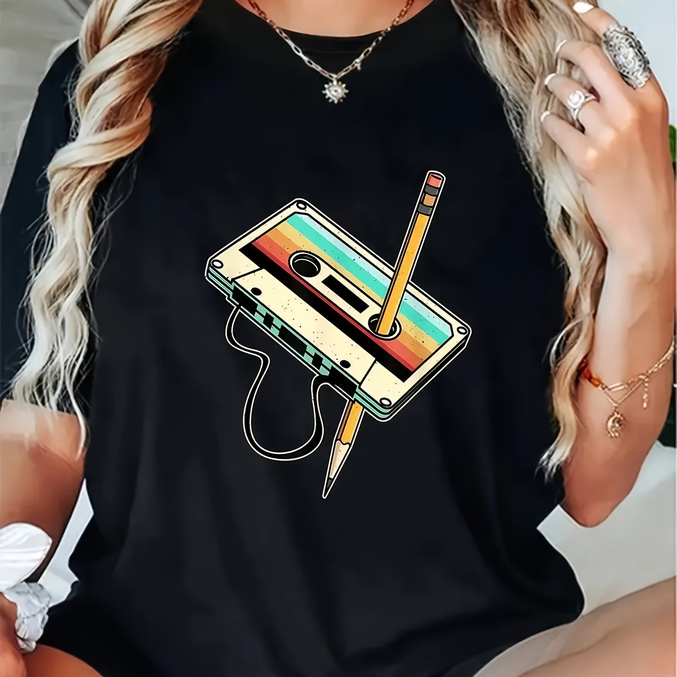 E-shop Retro 80er 90er Klebeband Print T-Shirt | Lässiger Rundhalsausschnitt, Geometrisches Muster, Passform, Geeignet für alle Jahreszeiten