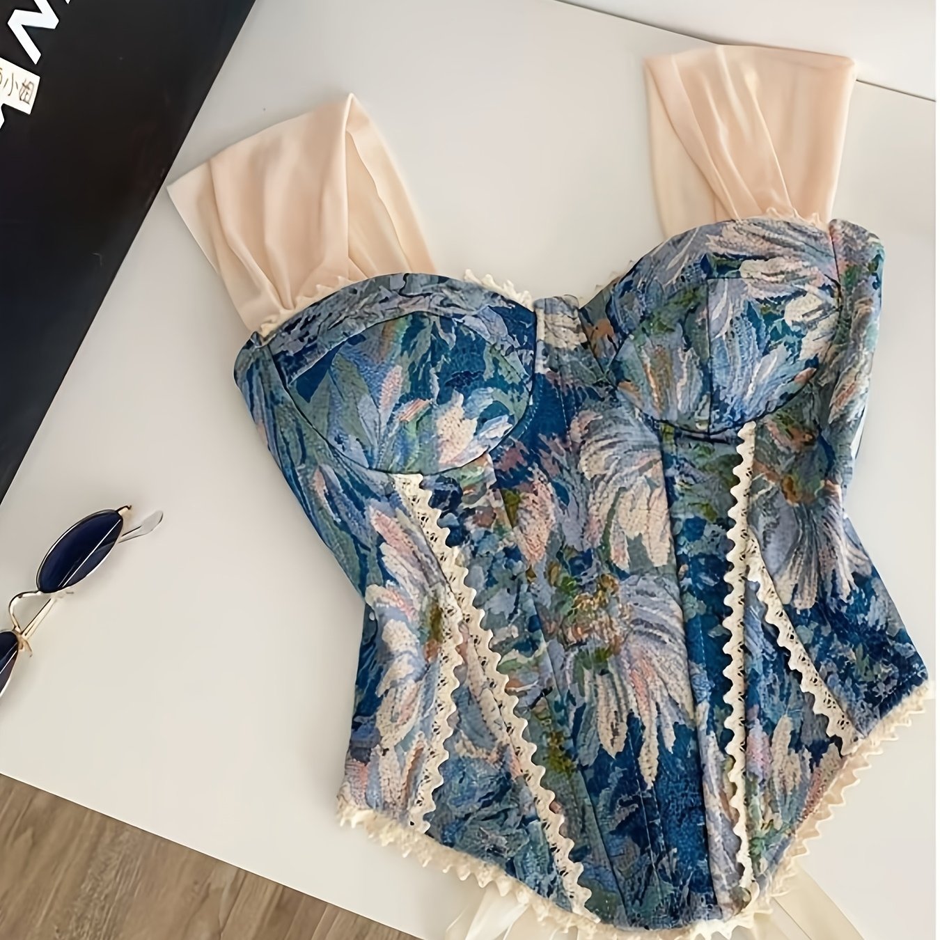Palace Vintage Francoski Čipkasti Patchwork Žakard Brezramenski Ženski Oprijet Top za Oblikovanje Pasu