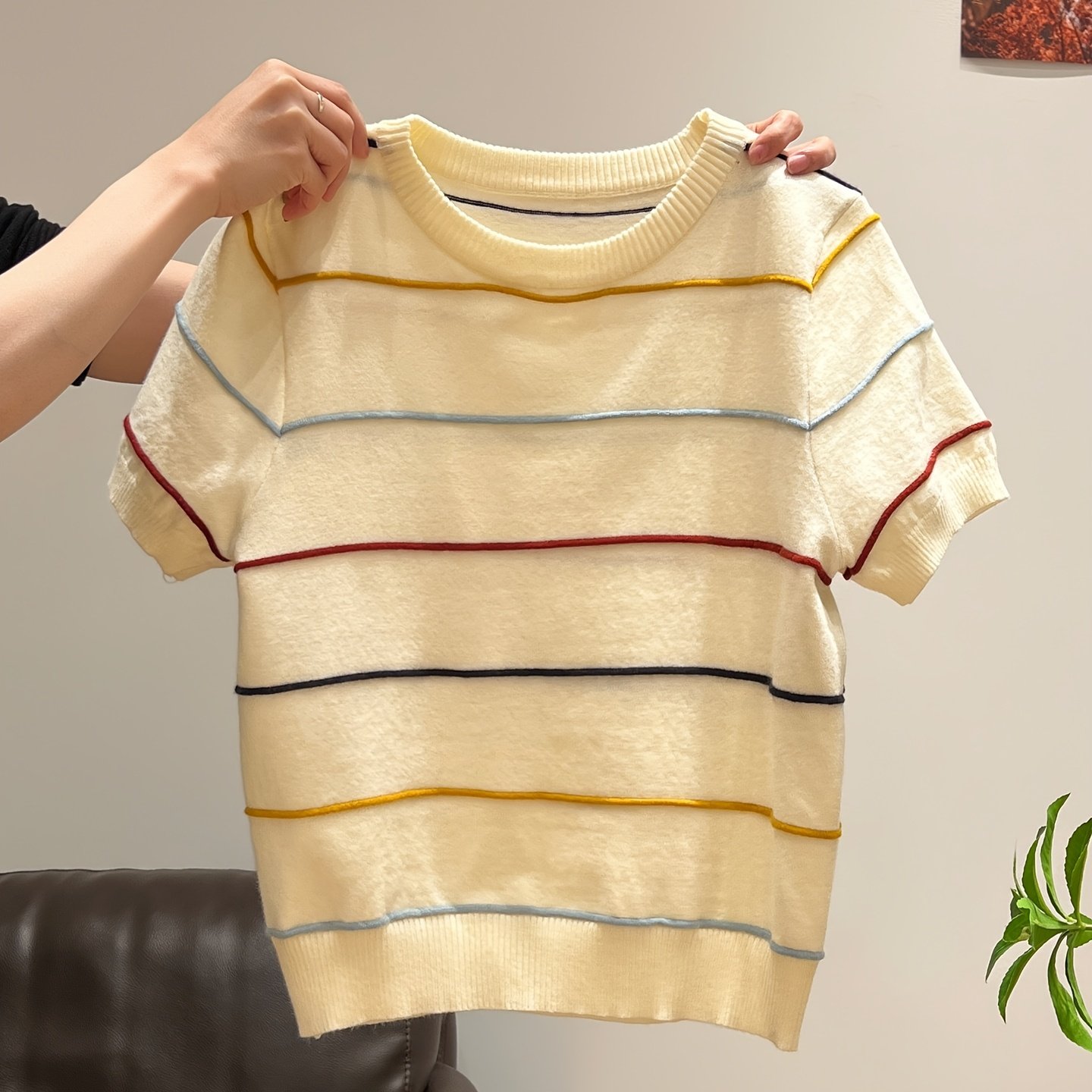 TEMU Women's Beige Soft Style Colorful Striped Short-sleeve Top, New Summer 2026, Slim-fitting And Waist-enhancing Cropped Style