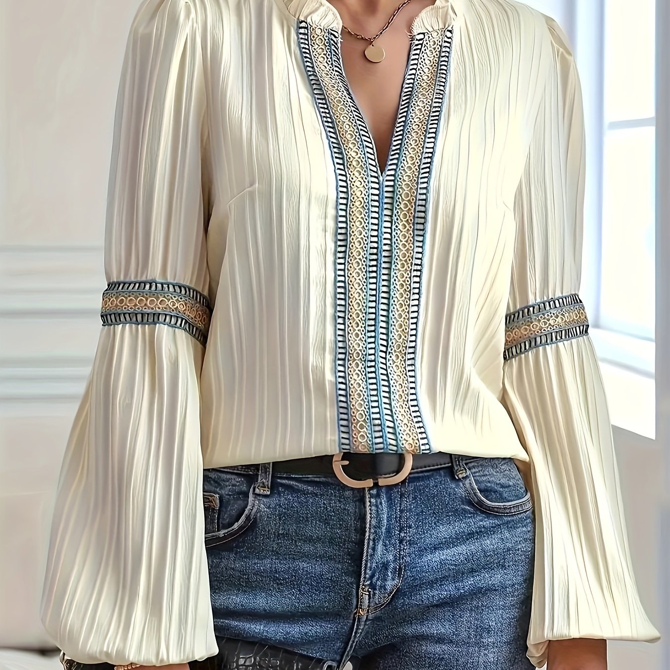 Image of Contrast Trim V-neck Blouse, Casual Lantern Sleeve Shirt, Suitable For Spring And Autumn, Women's Clothing