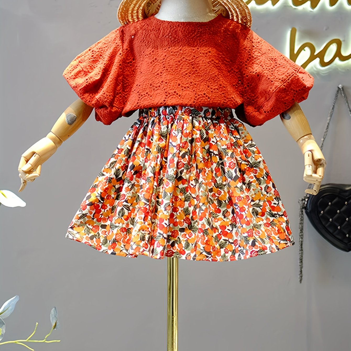 Image of New Summer 's Clothing Set For Girls, Fashionable Korean Version With Hollowed-out Top And Floral Short Skirt Two-piece Set