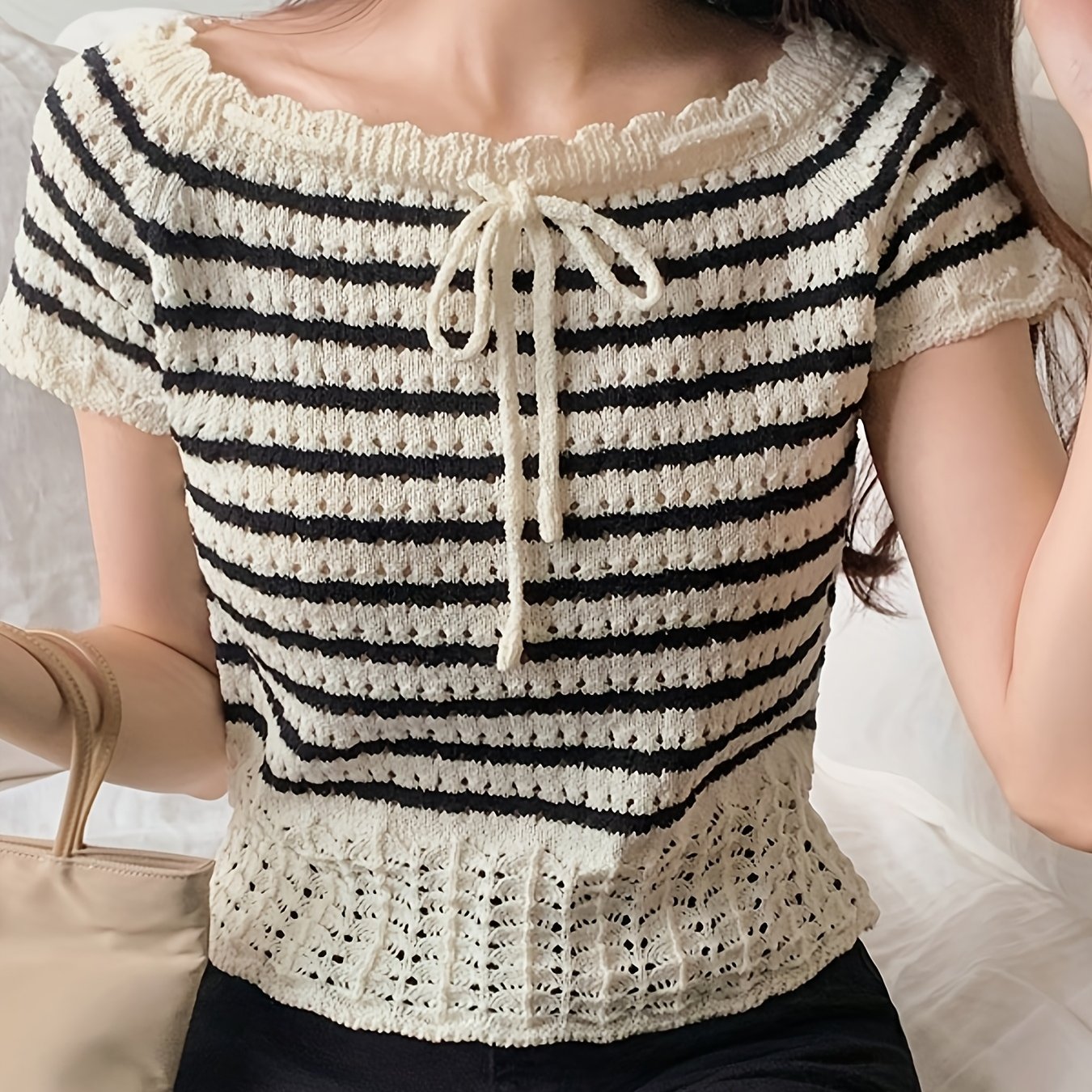 E-shop Damen-Sommerpullover im Nischen-Stil mit Rundhalsausschnitt, Schleife, Kontraststreifen, schmaler Passform kurzen Ärmeln "Niannian"