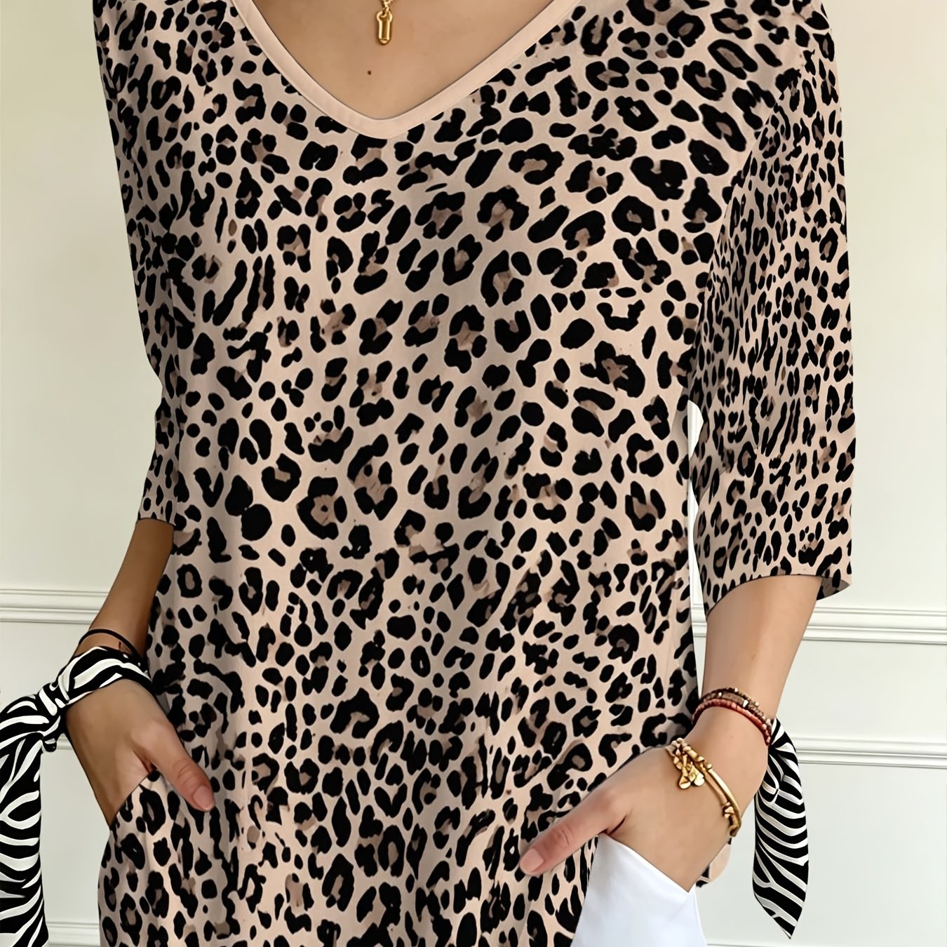 TEMU Western Casual Fashion Holiday Women's Regular -print Leopard Print Full Body Printed Three-quarter Sleeve V-neck T-shirt Top