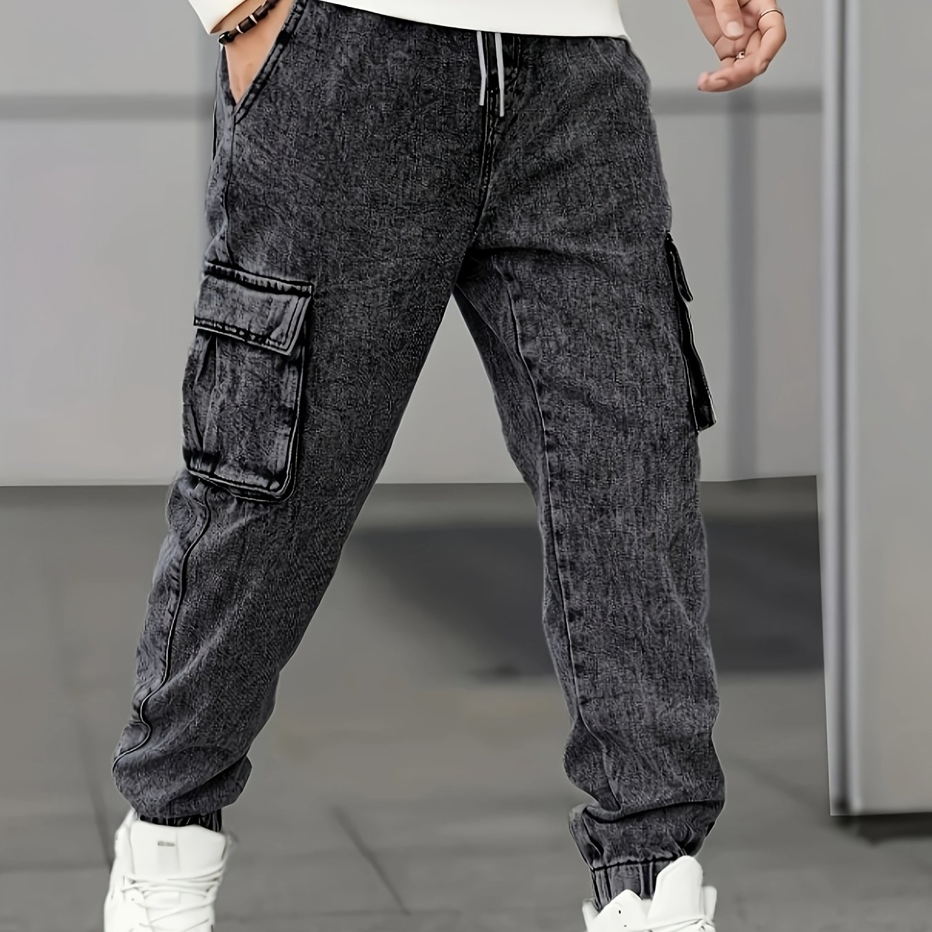 Image of Men's Casual Utility Denim Pants, Multi-pocket Wide-leg Trousers, Slightly Stretchy Wide-leg Pants, Suitable For , Autumn Menswear