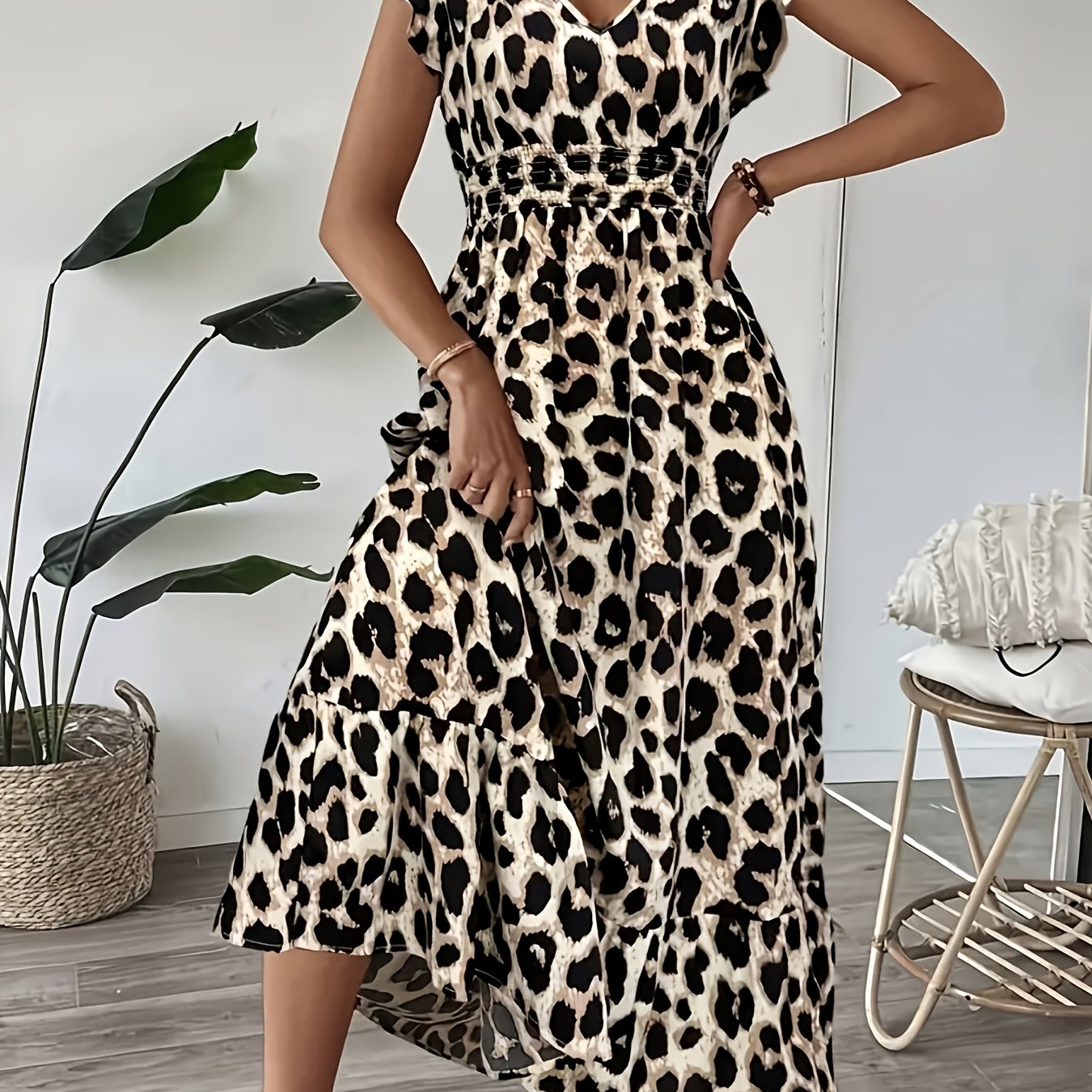 Yudoming X66080 Women's Elegant Vacation Leopard Print Maxi Dress