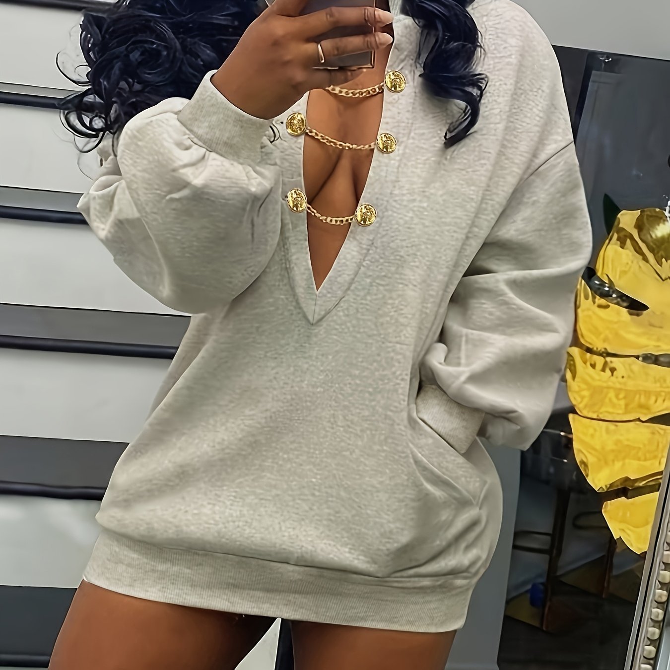 Women&#39;S Sexy V-Neck Sweatshirt, Polyester Knit Fabric, Solid Color, Regular Length, with Metal Chain Detail, for Spring/Fall