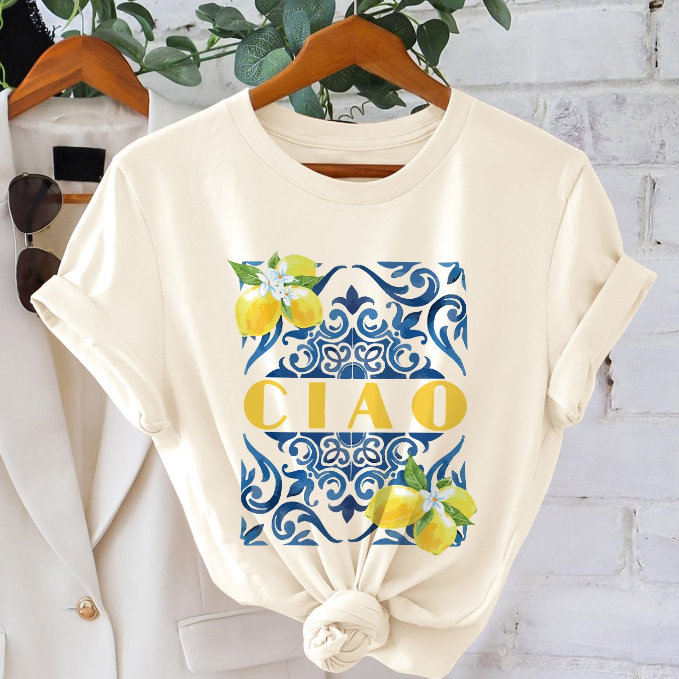 Graphic Print T-shirt, Short Sleeve Crew Neck Casual Top For Summer And Spring, Women's Clothing