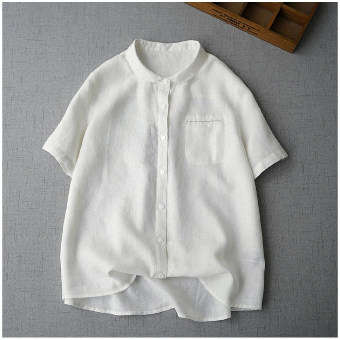TEMU 【商品名】レディース向け和風ルーズフィット半袖シャツ。ピーターパンカラーのデザインが特徴。通気性と肌に優しい素材を使用。夏、カジュアル、着回しに最適。