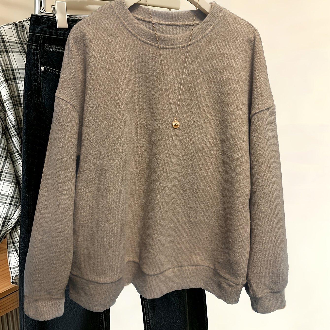 TEMU Women's Soft Sweater Solid Color Crew Neck Long Sleeve Pullover - Machine Washable - -compatible Suitable For Daily Wear Cozy Sweater Top For