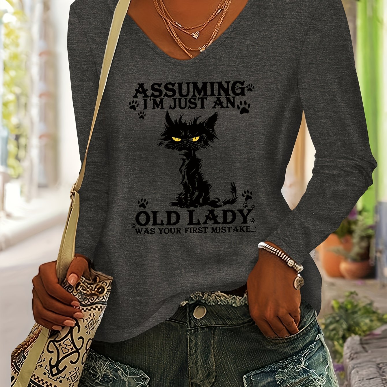 TEMU I'm Just An Old Lady: Women's Humorous Autumn/winter Casual Fashion Soft And Comfortable Colored V-neck Long-sleeve T-shirt