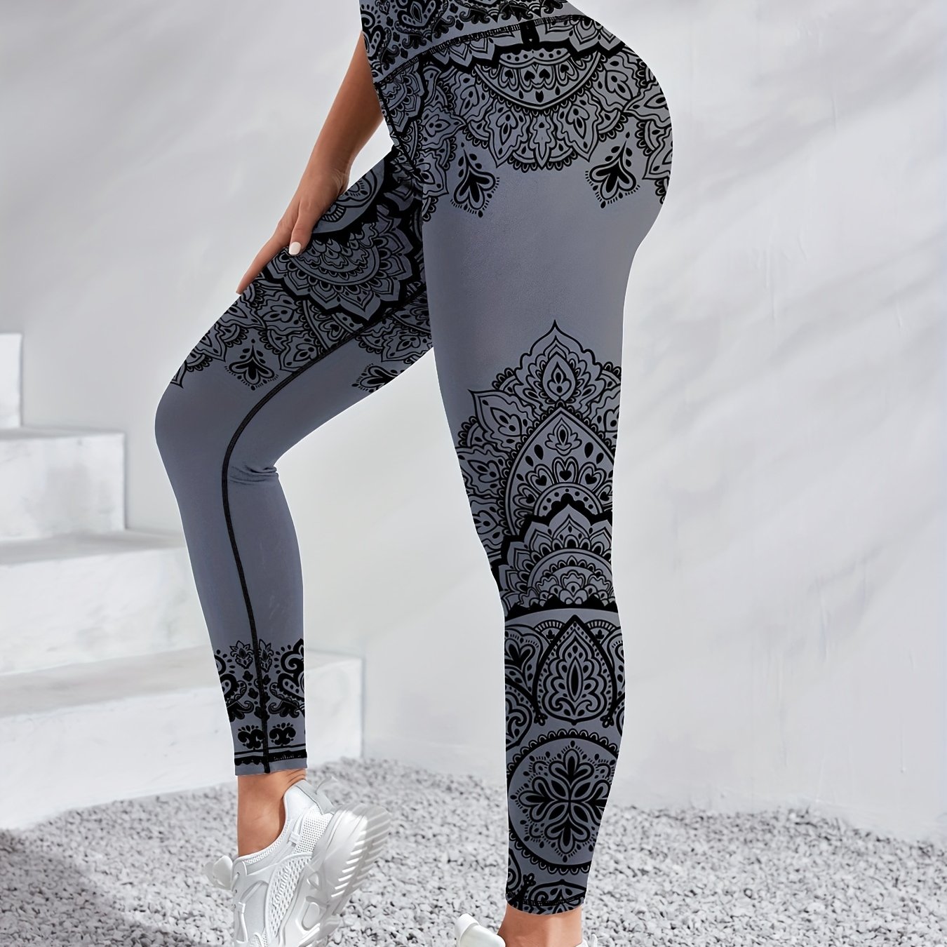 E-shop Sport-Leggings mit breitem Bund Mandala-Druck