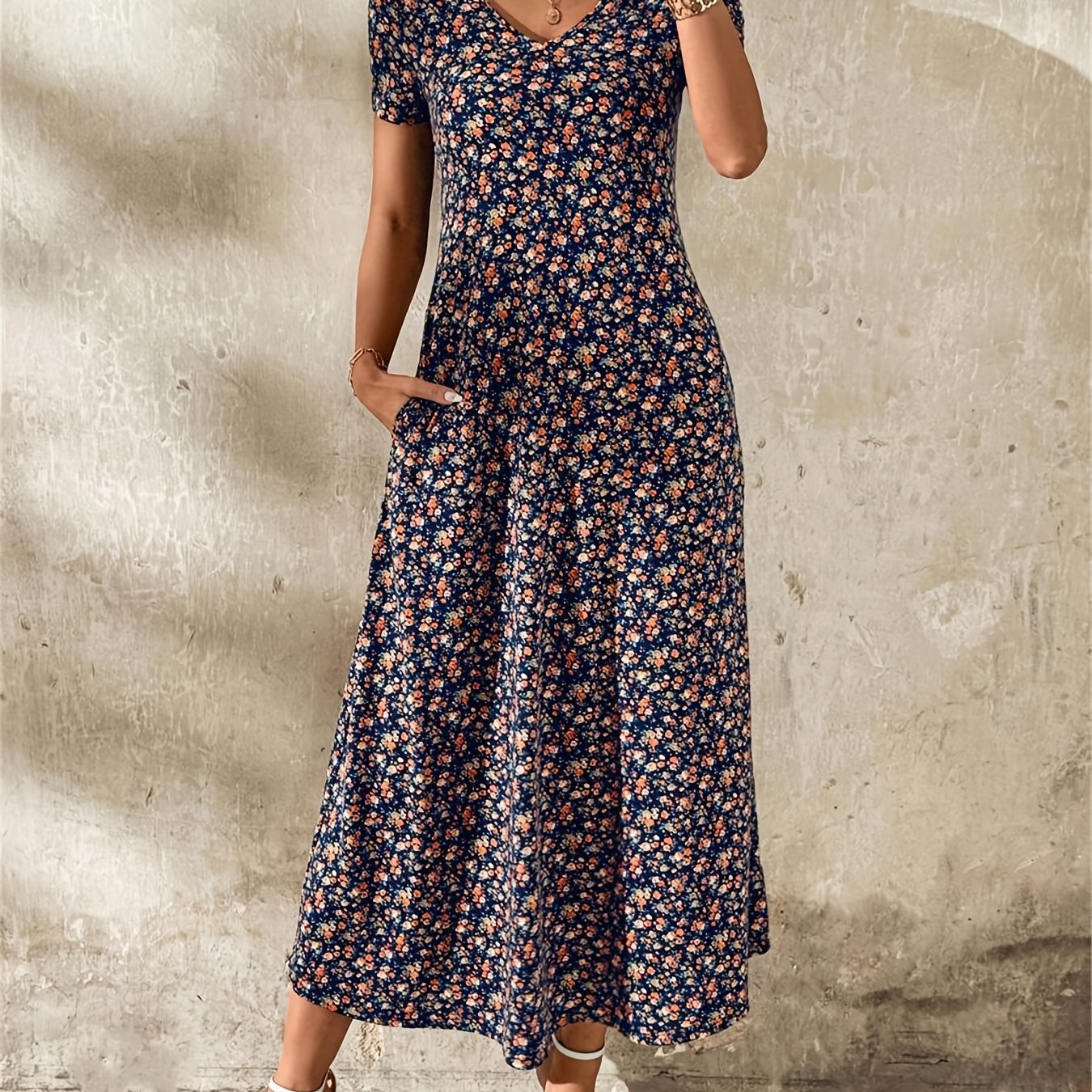 TEMU Elegant Floral Print Dress For Ladies, With And V-neck, Short-sleeved Slim-fit Summer A-line Long Dress, Casual And -neck Dress, , Ladies'