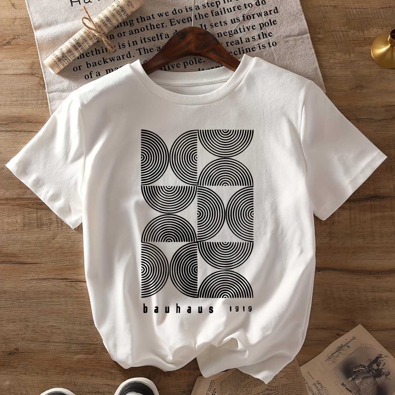 TEMU T-shirt Bauhaus à motif géométrique imprimé, haut décontracté à manches courtes et col ras du cou, vêtement pour femme pour et l'été.