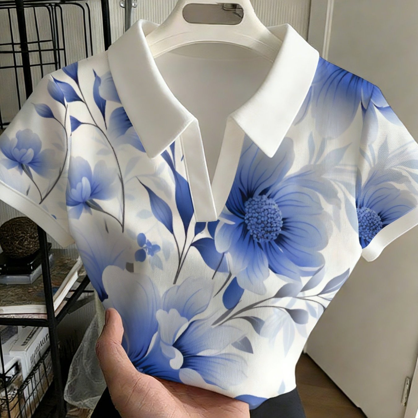 TEMU 【商品名】レディース 多用途 ボタンレス ポロシャツ、ブルーフラワー 花びら 花柄 アート 花柄 野花 カット花 コラレスモチーフ、ファッショナブル 多用途 カジュアル トップス