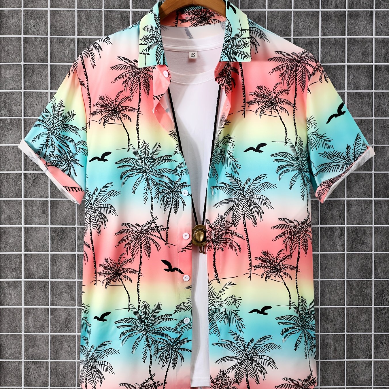 Image of Men's Hawaiian-style Short-sleeve Button- Shirt With Full-body Coconut Tree Print, Suitable For Daily Summer Wear And Vacation Resorts