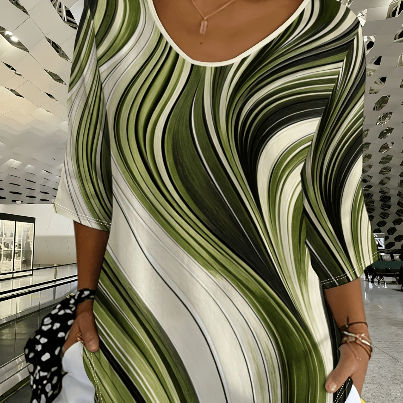 TEMU Plus Size Women's Top, Mixed Colors, Multi-sizes , Abstract Pattern, Soft Pastel Tones, Fashionable And Comfortable, Suitable For Casual Wear,