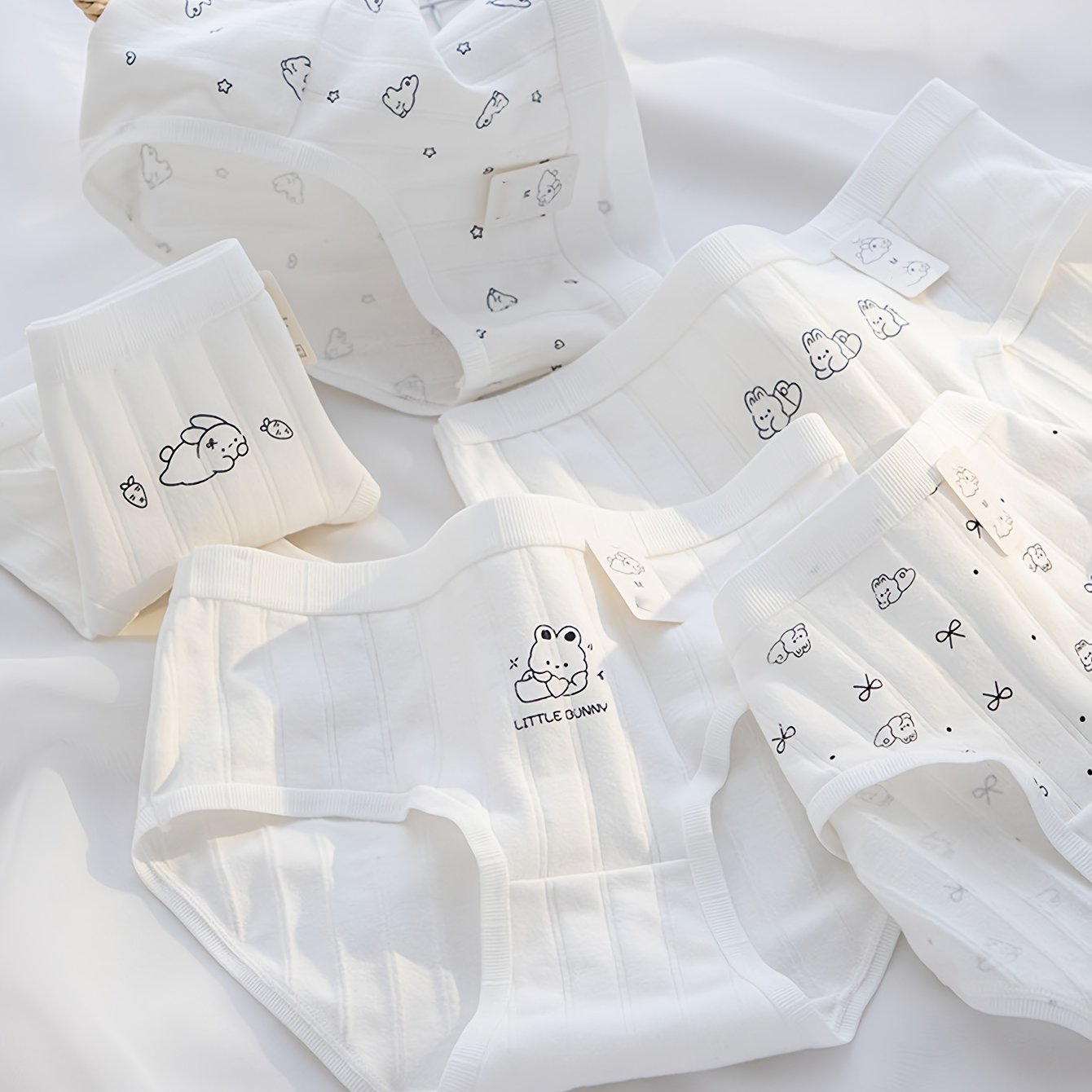 Image of 5 Underwear Girls Cute Rabbit Print Mid-waist Hip-wrapping Teenager Student Triangle Briefs