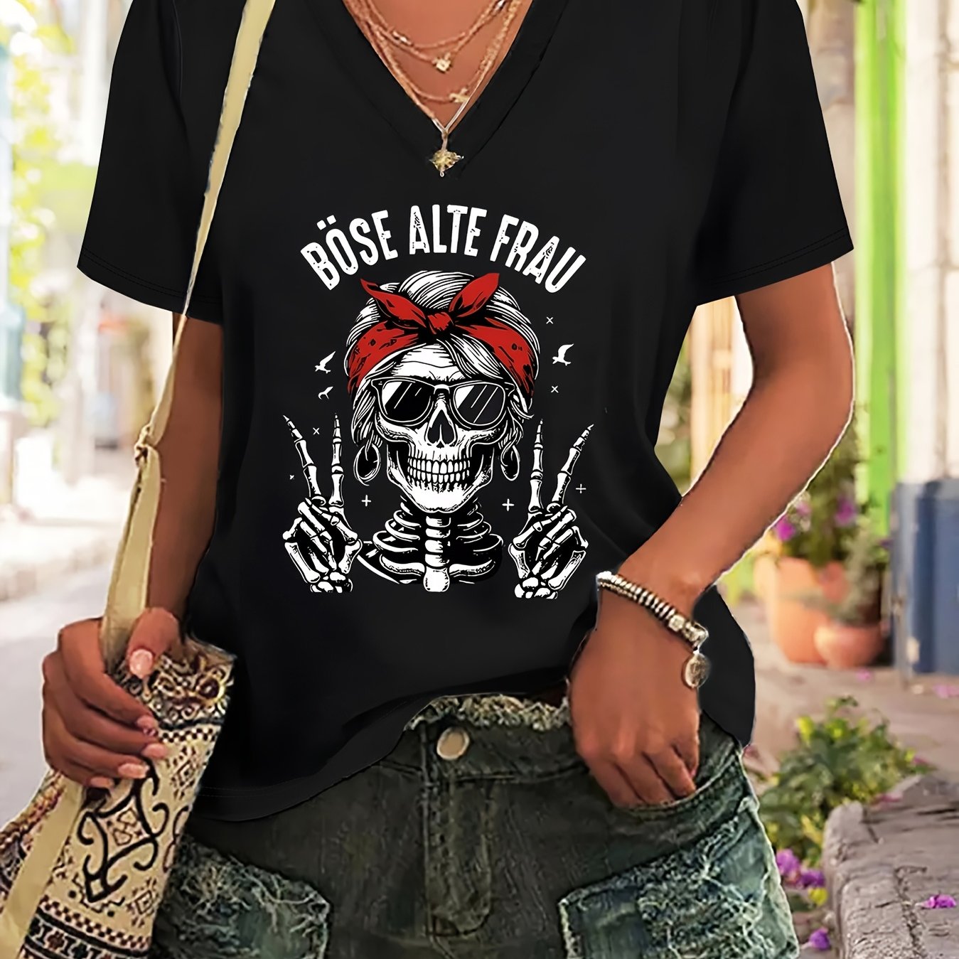 Plus Size - Plus Size - New Summer -size Women's Black V-neck Printed T-shirt