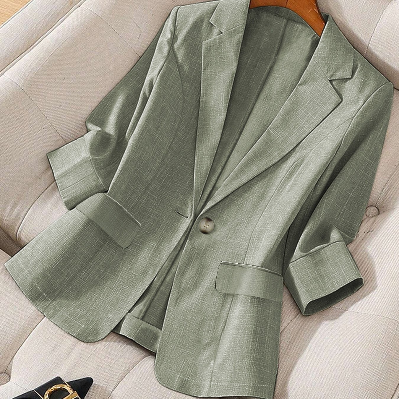 E-shop Stylischer und eleganter, leichter Blazer für Damen, für modische Pendler-Outfits und vielseitige Anzüge, geeignet für Bürokleidung im Frühling