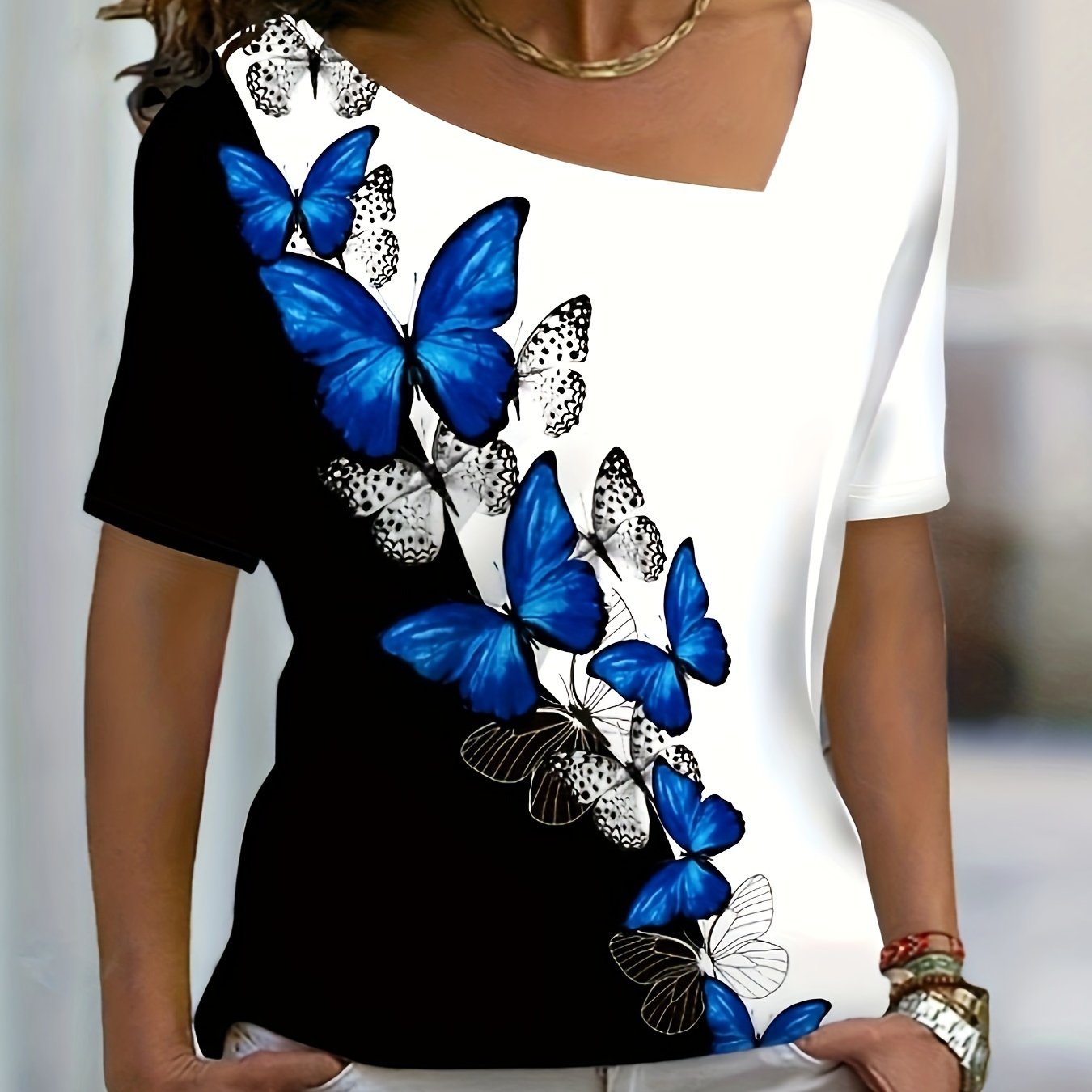 Image of Women's T-shirt Contrast Pattern Print Short Sleeve Top Elegant Weekend V-neck Regular Contrast Casual Fashion Women's Clothing