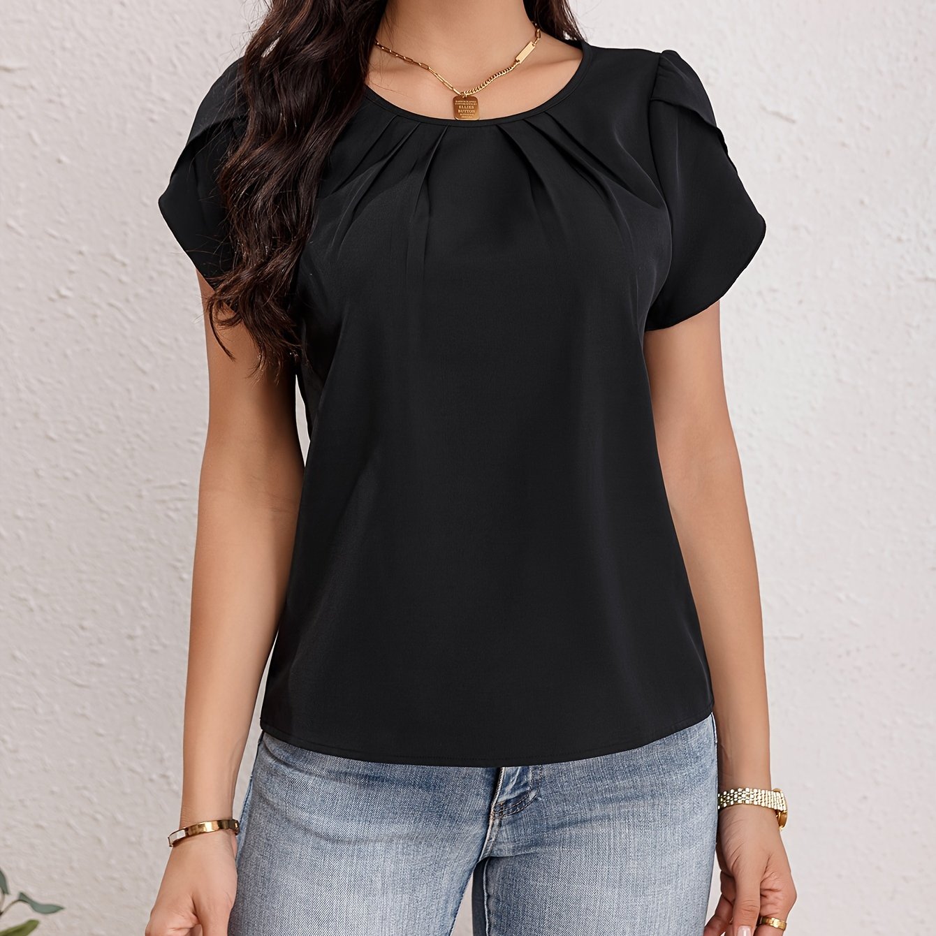 Fashionable Women's Tops