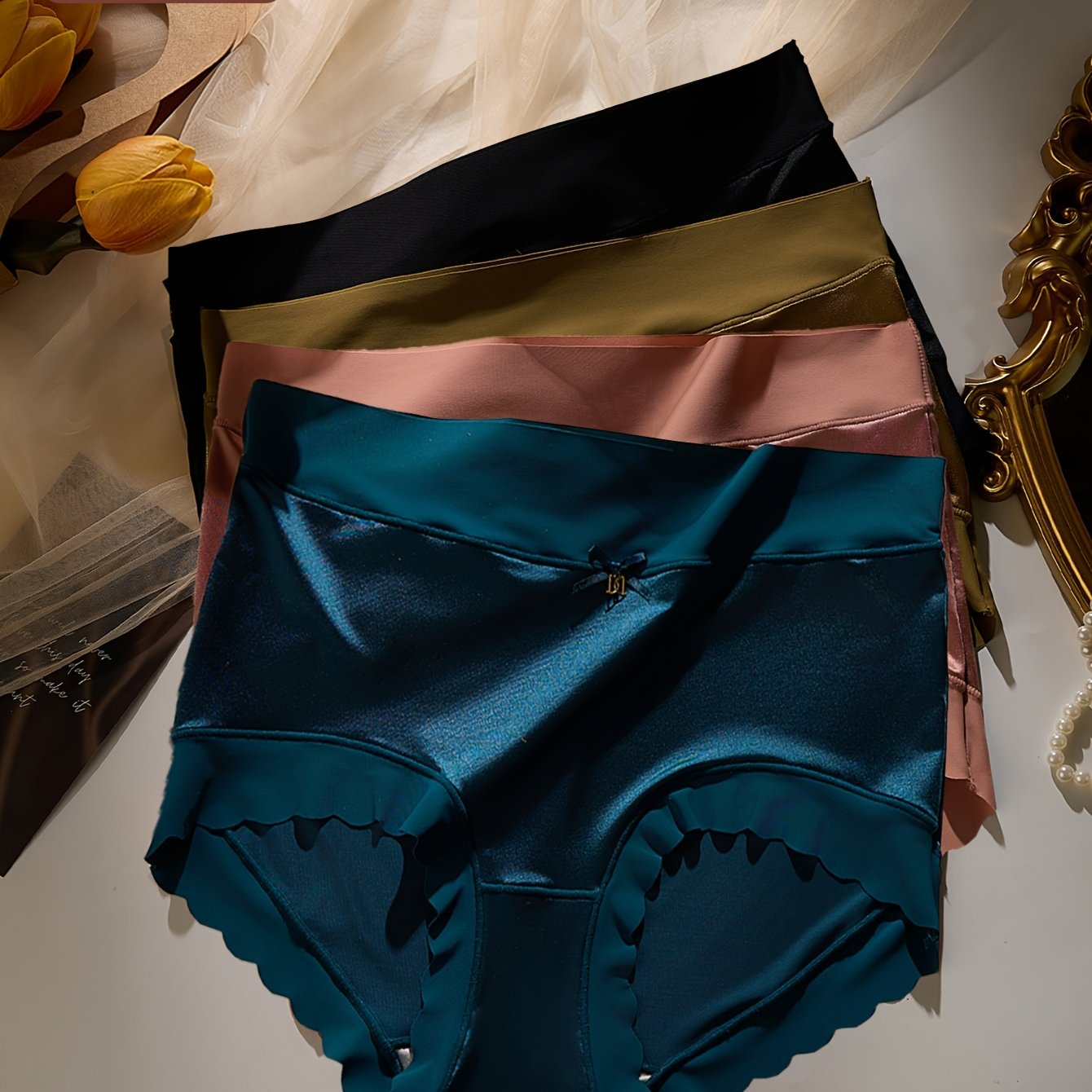 4- Size Women's Panties, Glossy Design, Stretch With Bow, High-end Mom Panties