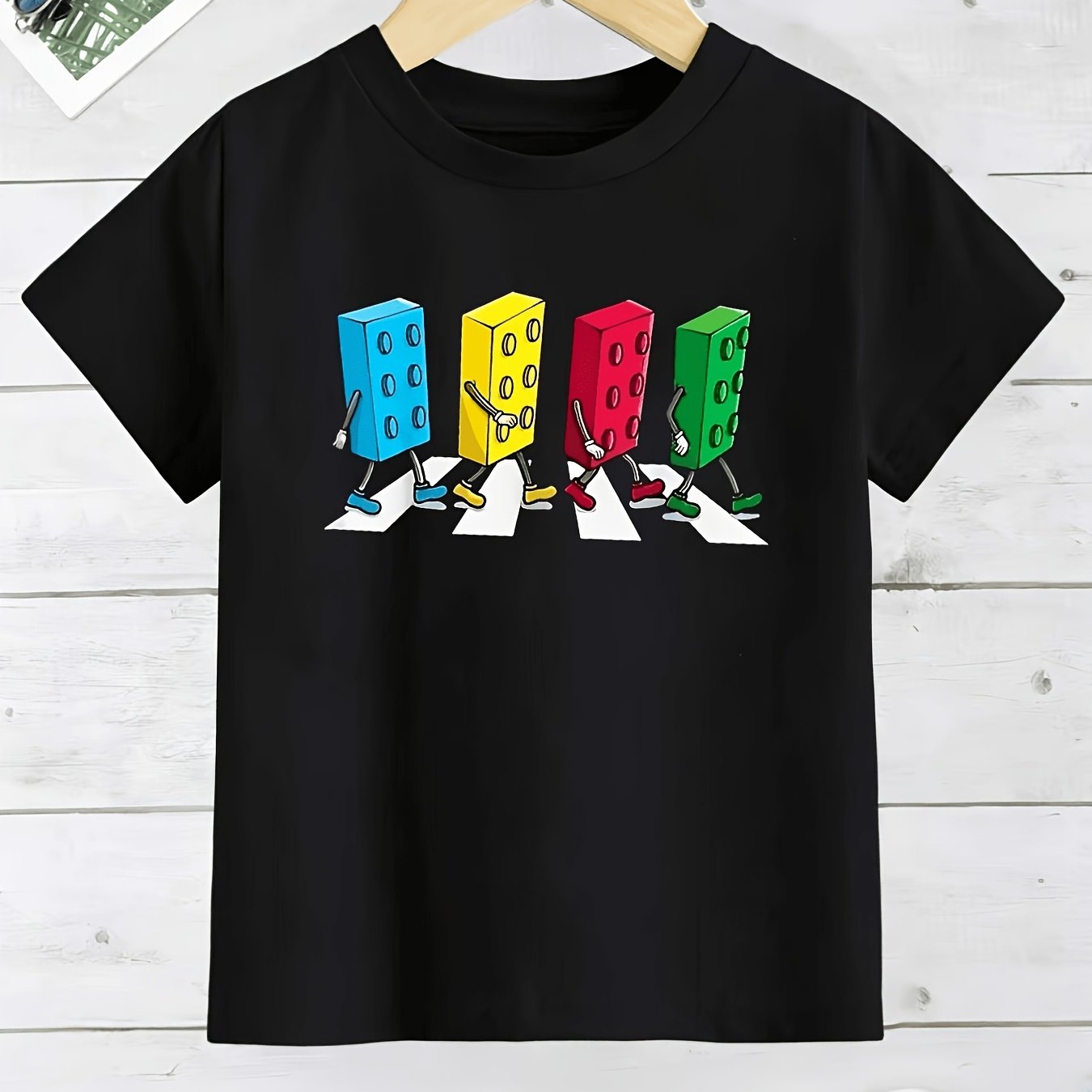TEMU Building Blocks Print T-shirt - Designed For , Soft And Breathable Short-sleeved Round-neck Top, Features An Interlocking Design, Machine