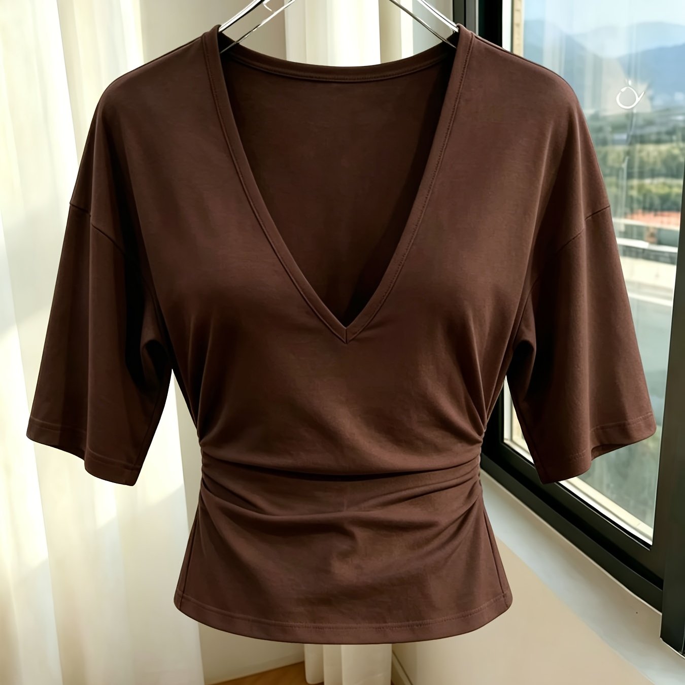 TEMU T-shirt sexy femme couleur unie col en V, haut élégant et décontracté, article pour tenue de tous , tissu extensible facile et confortable,