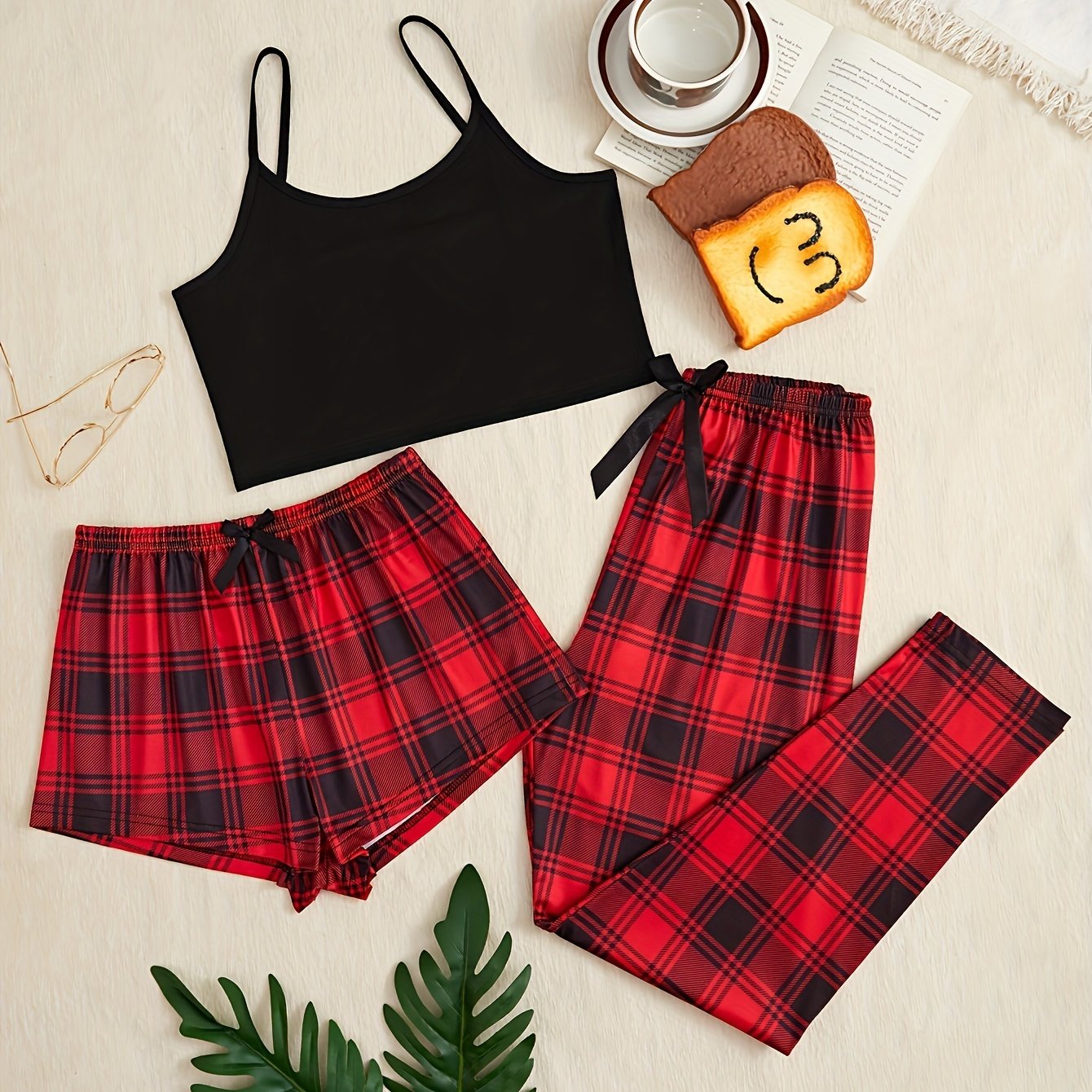 E-shop Freizeit-Pyjama-Set für Damen mit Weste und karierten Hosen