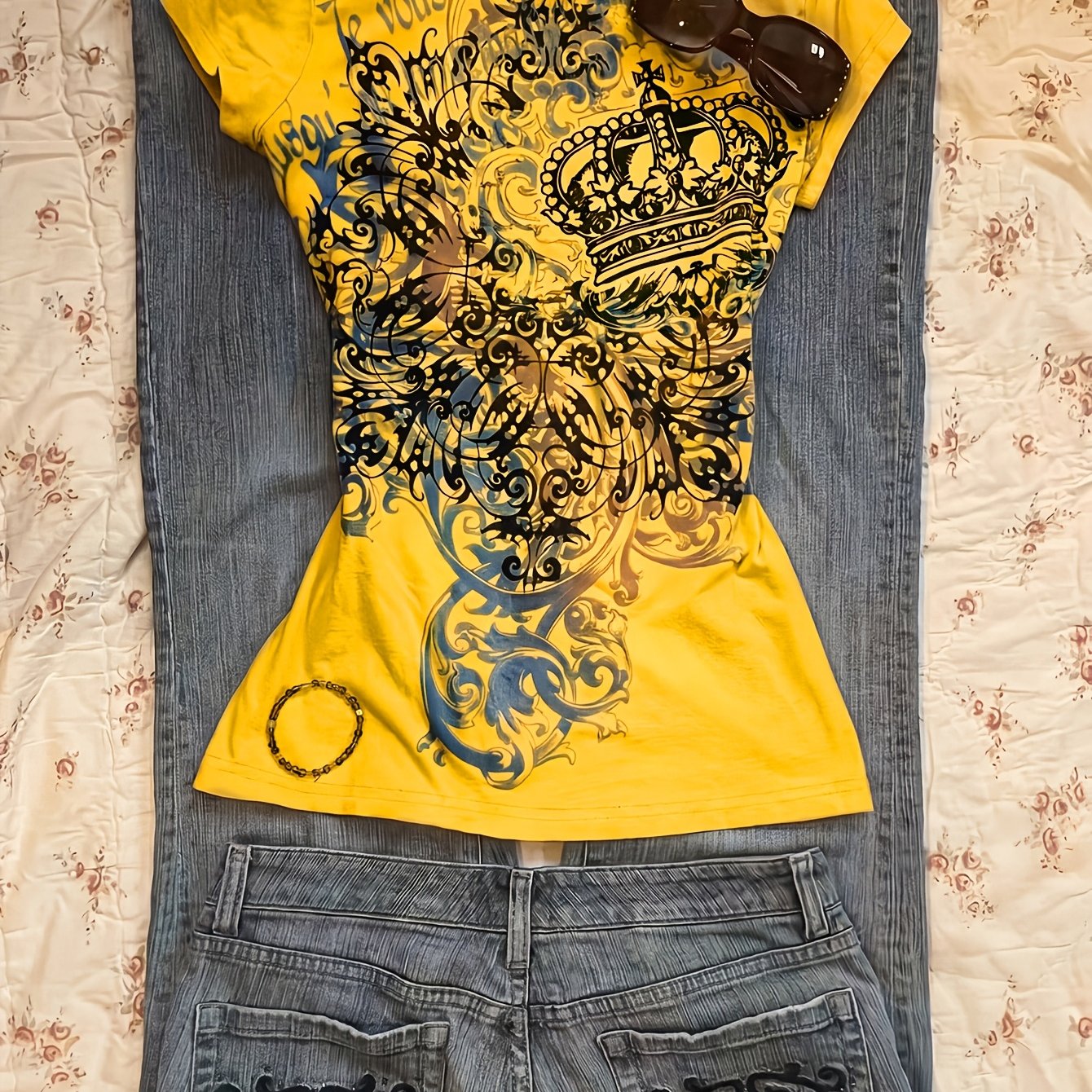 TEMU Y2kvintage Crown Print Slim Fit T-shirt, Women's Short Sleeve Swirl Pattern Top, Spice Casual Tee