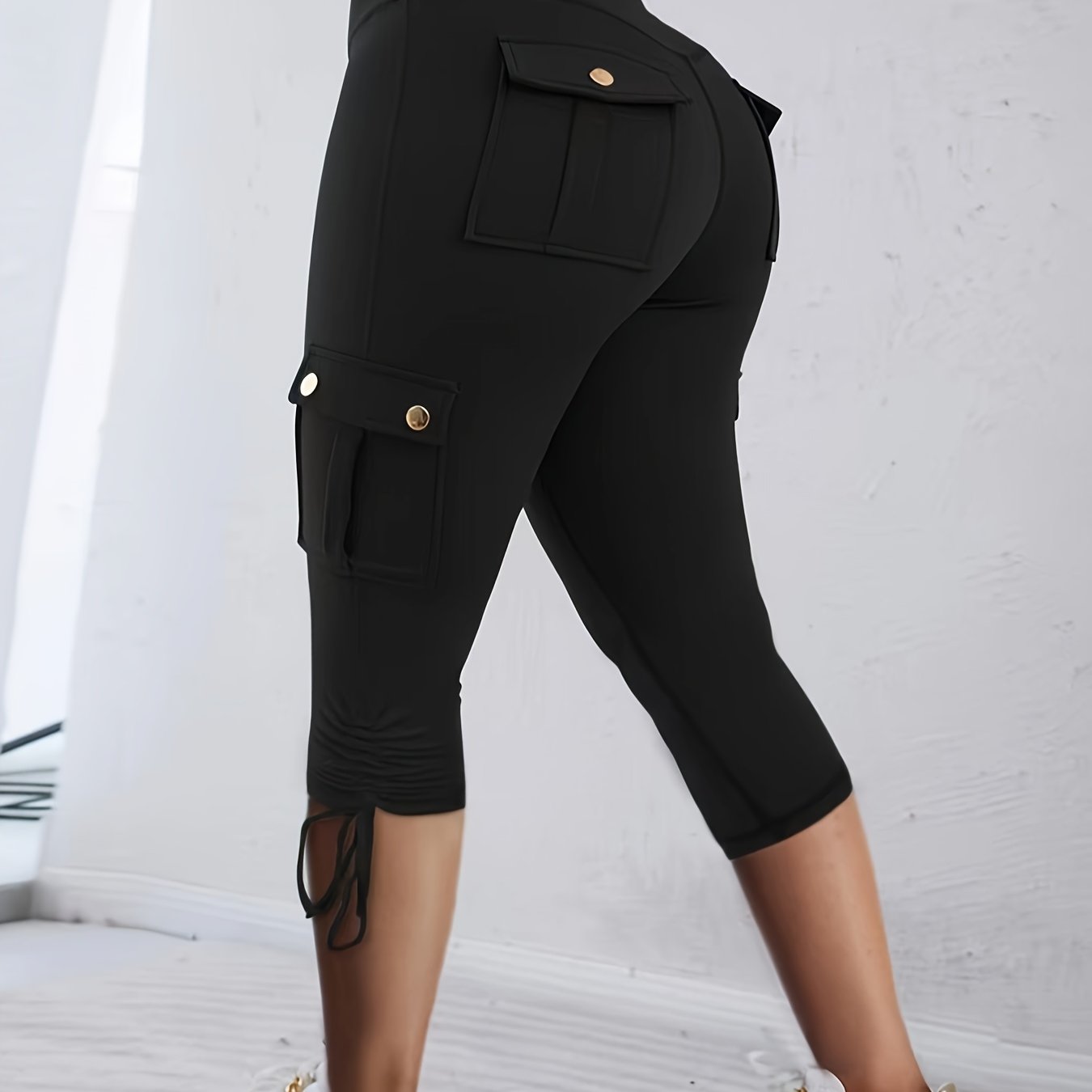 2025 Women's Athletic Yoga Cargo Pocket Shorts