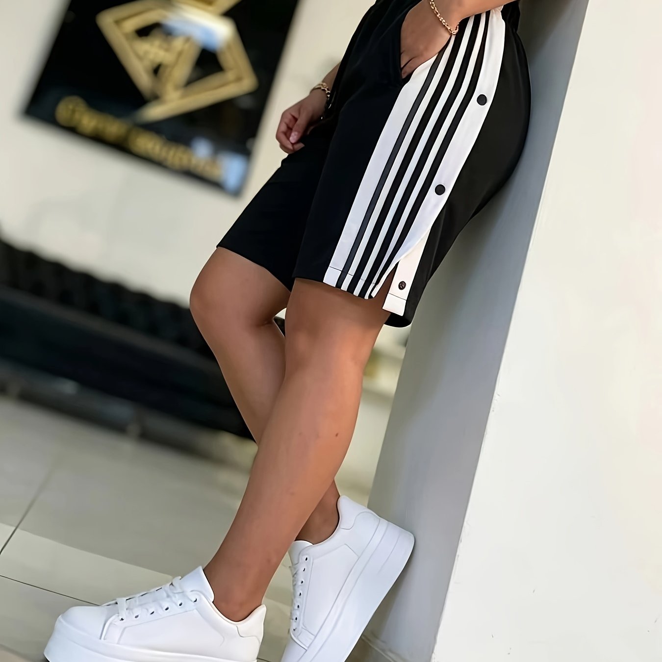 Fashion Streetwear Color-block Button Loose Wide-leg Shorts