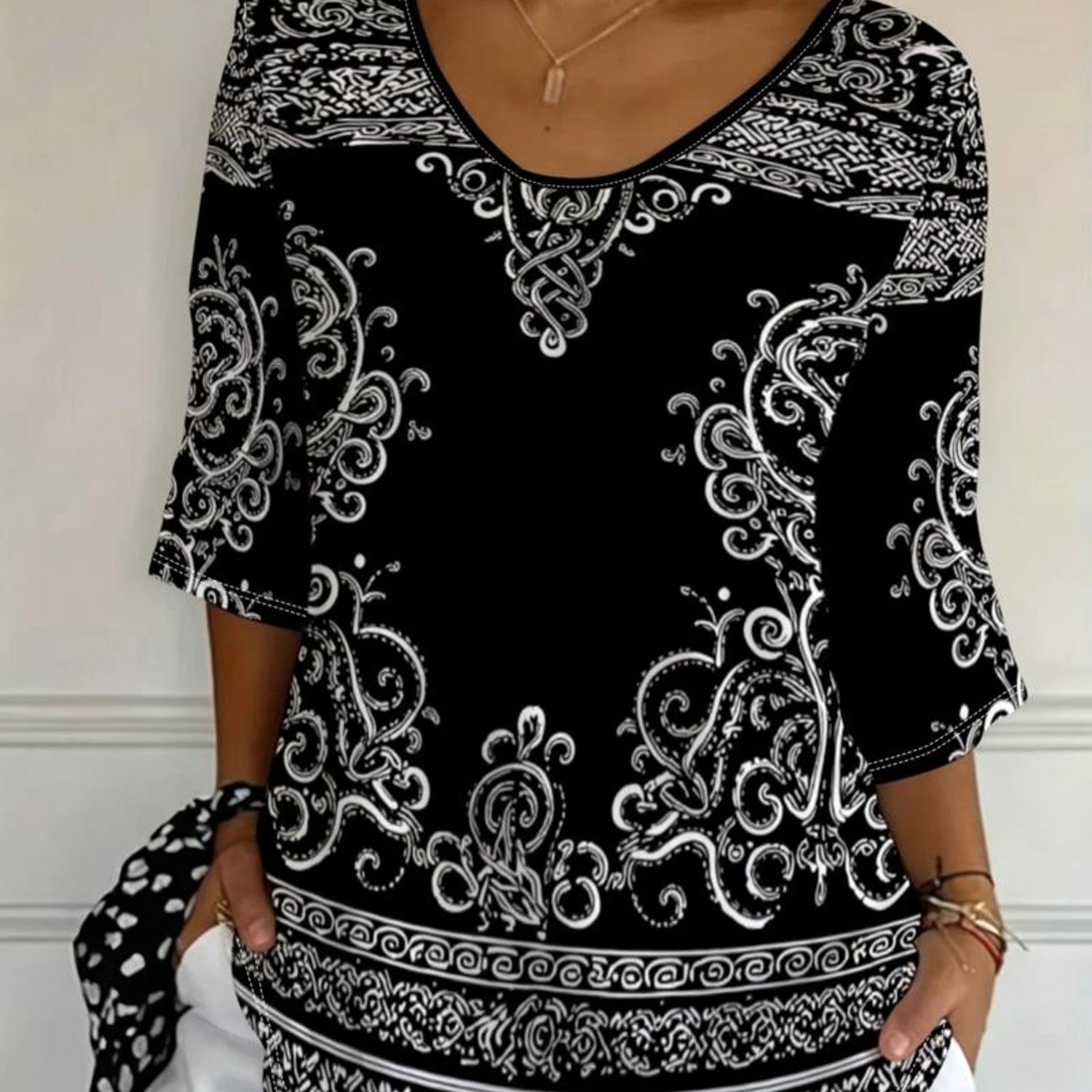 TEMU Plus Size Women's Top, Mixed Colors, Multi-sizes , Fabric, And White Textile Pattern, Retro Folk Style, Suitable For Daily Wear And Casual ,