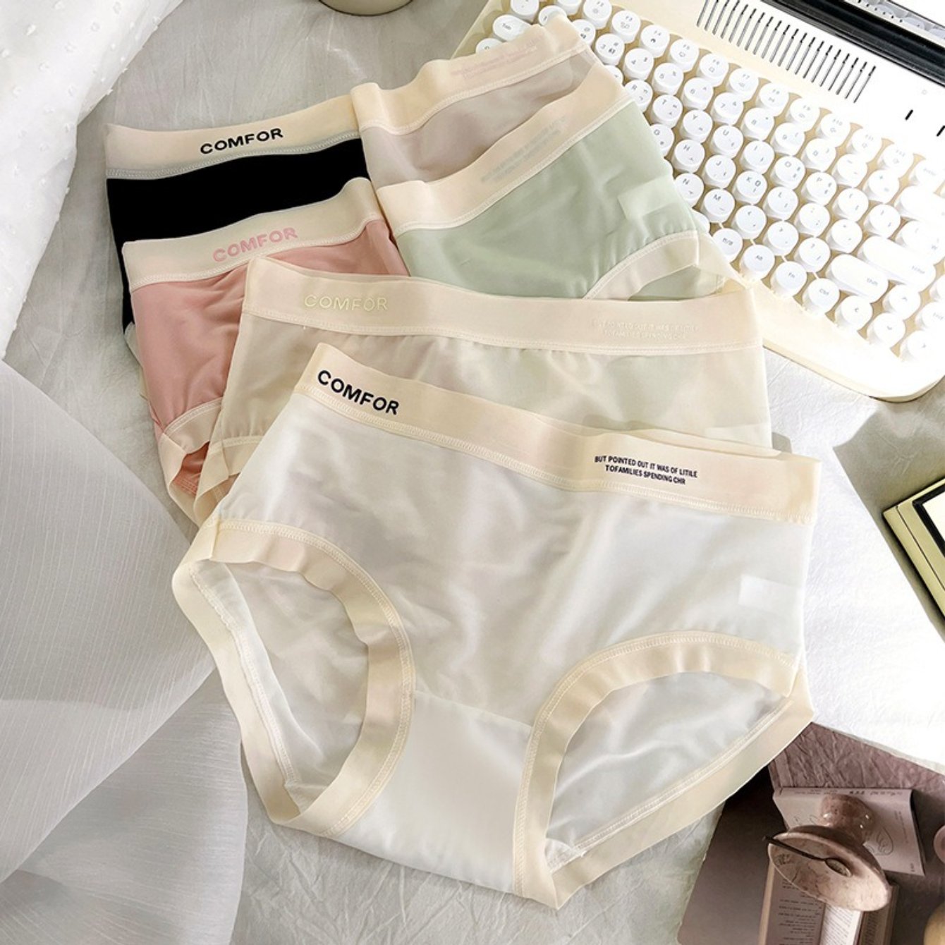 Image of 6pcs Ultra- Seamless Underwear Women's Pure Crotch Facial Mask Pants Simple Breathable Quick Drying Briefs