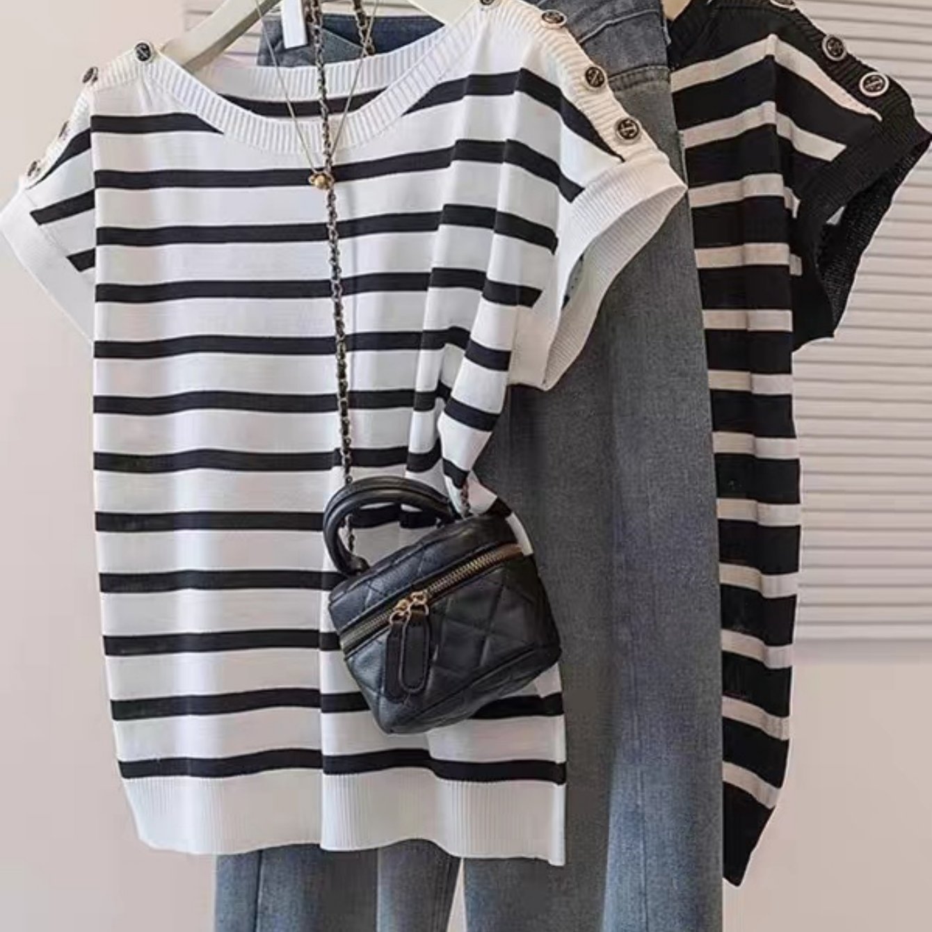 E-shop Neues europäisches amerikanisches Damen-Mode-Top für Frühling/Sommer mit Farbblock-Streifen Puffärmeln
