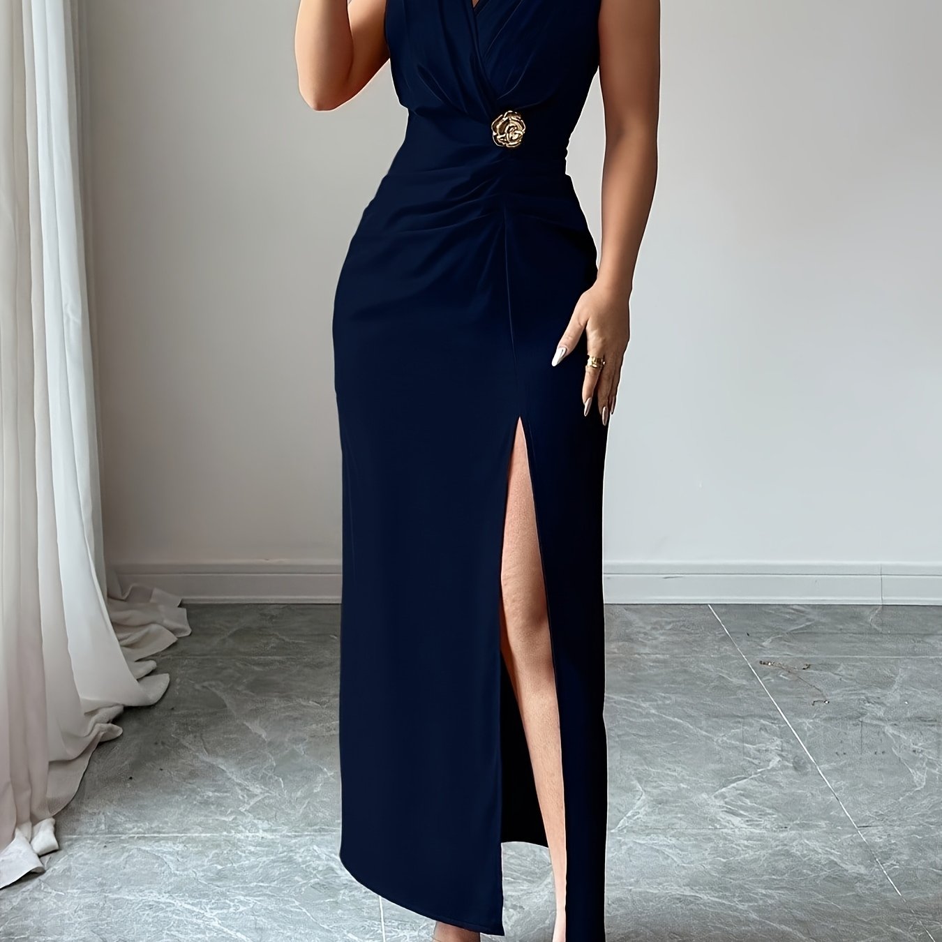 E-shop Elegantes Damen-V-Ausschnitt Ärmelloses Meerjungfrau-Partykleid mit hohem Schlitz - Maschinenwaschbares Abendkleid für Hochzeiten, Bälle & -
