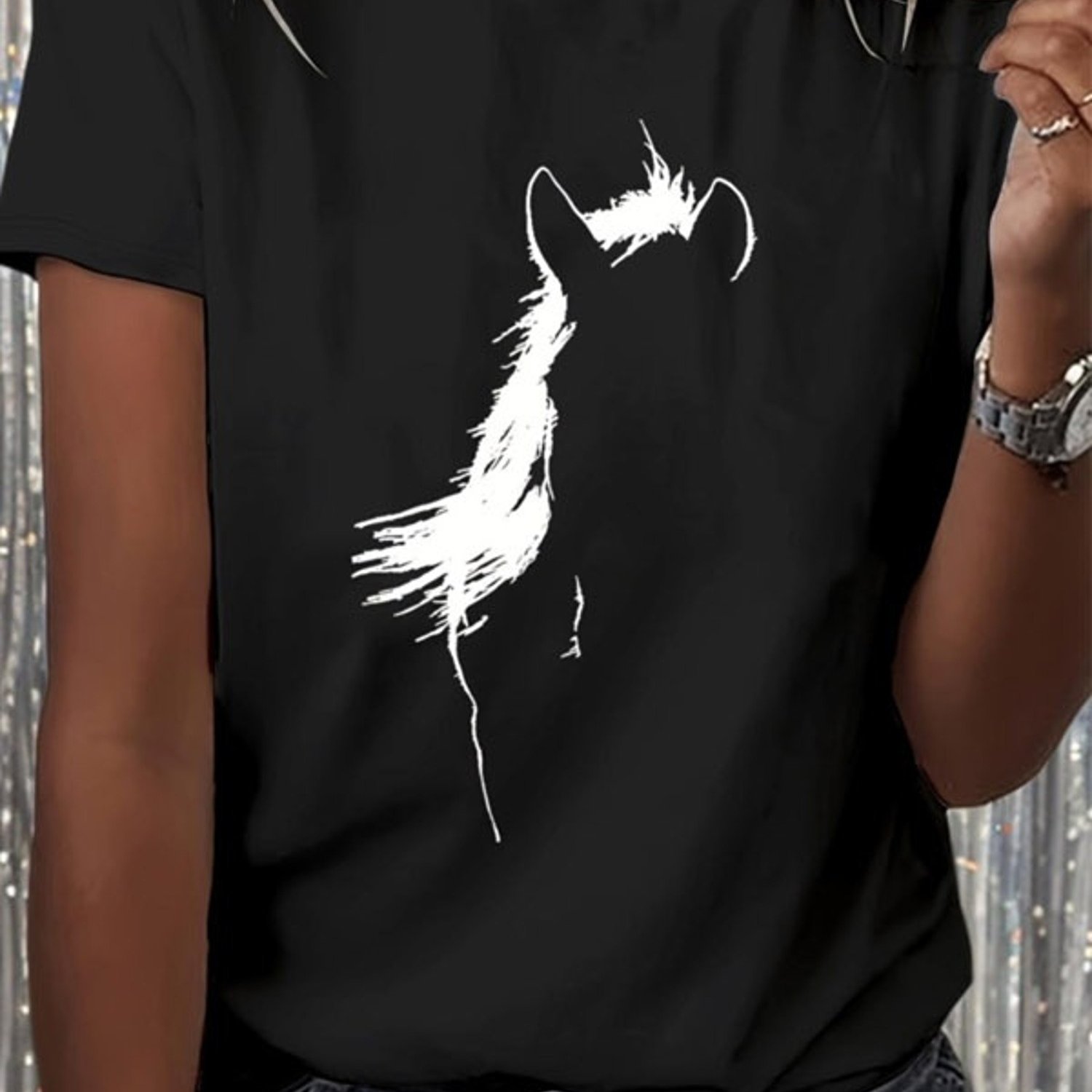 TEMU Women's Fashion Black T - Shirt With Horse Graphic, Polyester Material, Multiple Sizes Available, Trendy Casual Top For Daily Wear, Perfect For