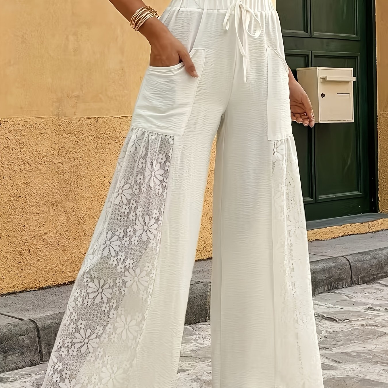 E-shop Weit geschnittene Hose mit Spitzen-Einsatz - Elastischer Bund (Nein), halbtransparente Hose geeignet für Frühling, Sommer, Herbst,