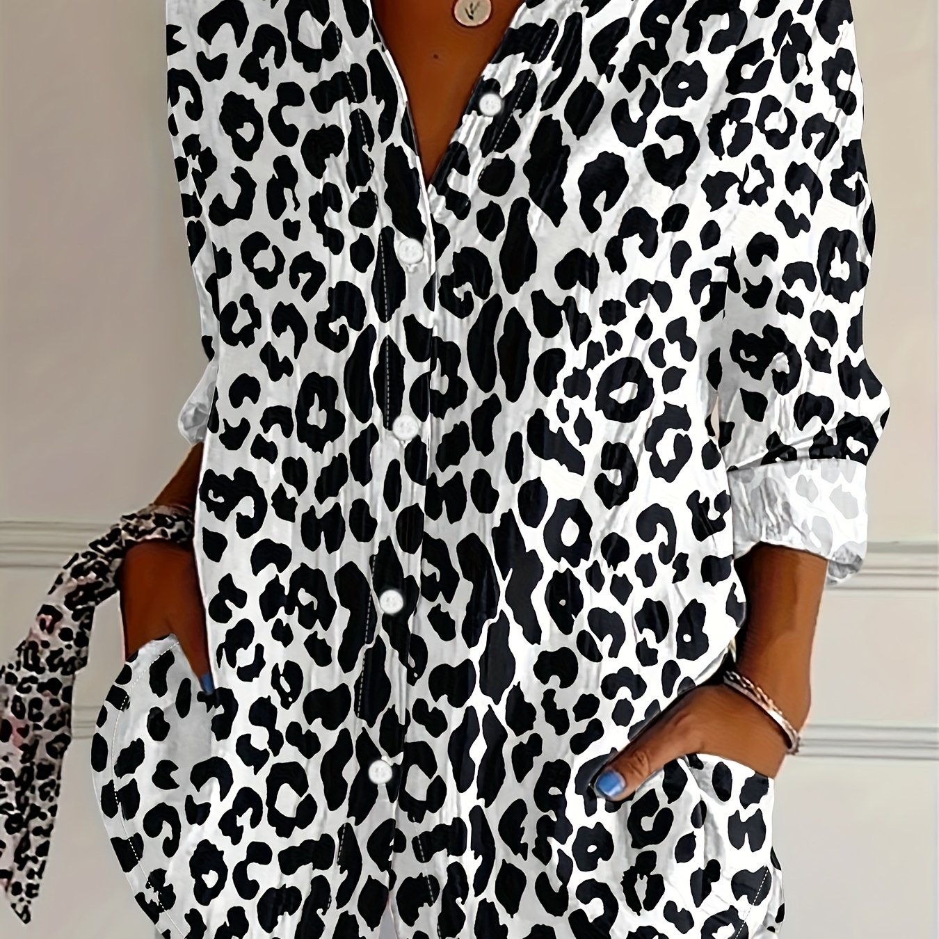 Shimida Women's Digital Shirt, Black And White Leopard Full Print Long Sleeve Shirt