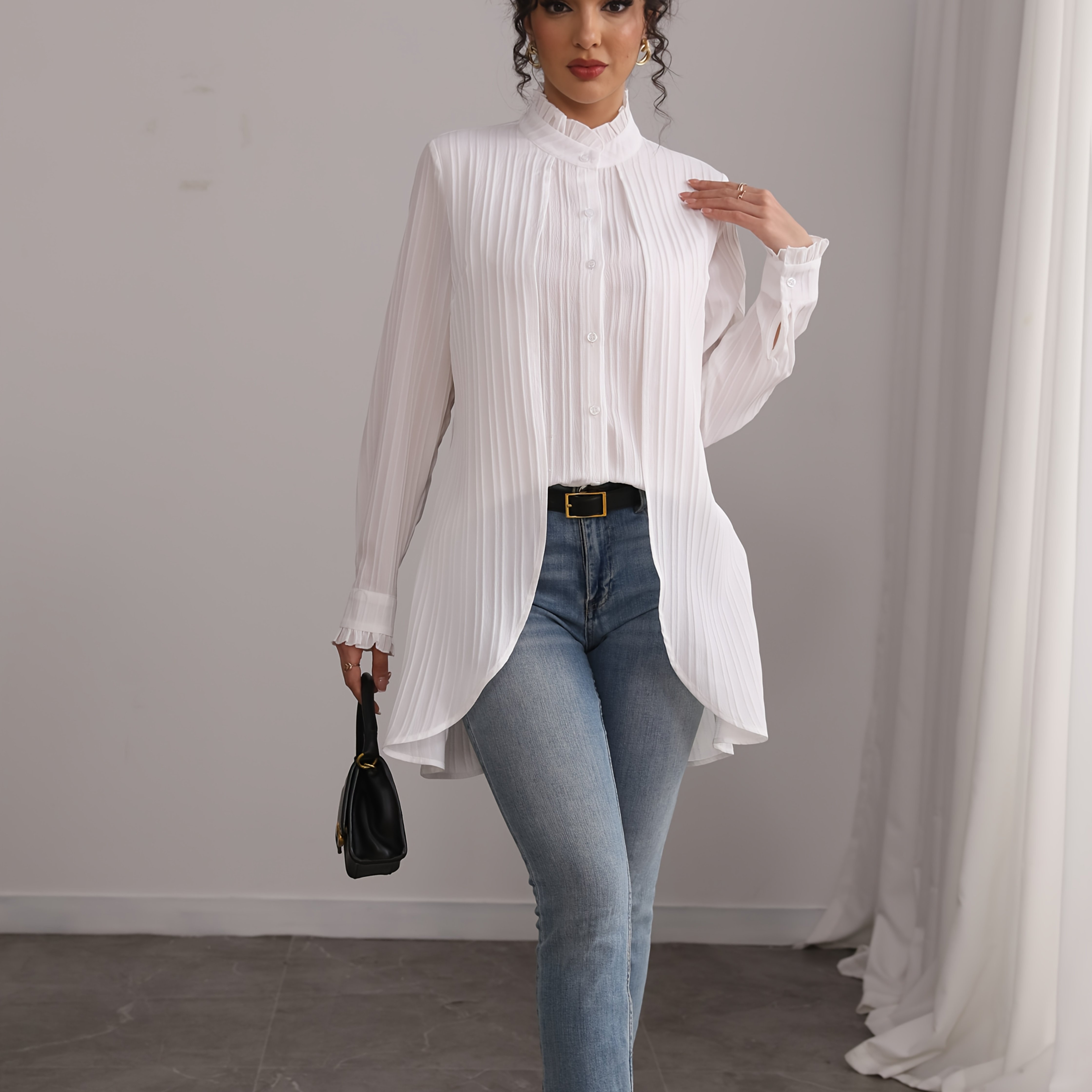 Ladies' Elegant Long-sleeved Textured Button- Lace Collar Shirt