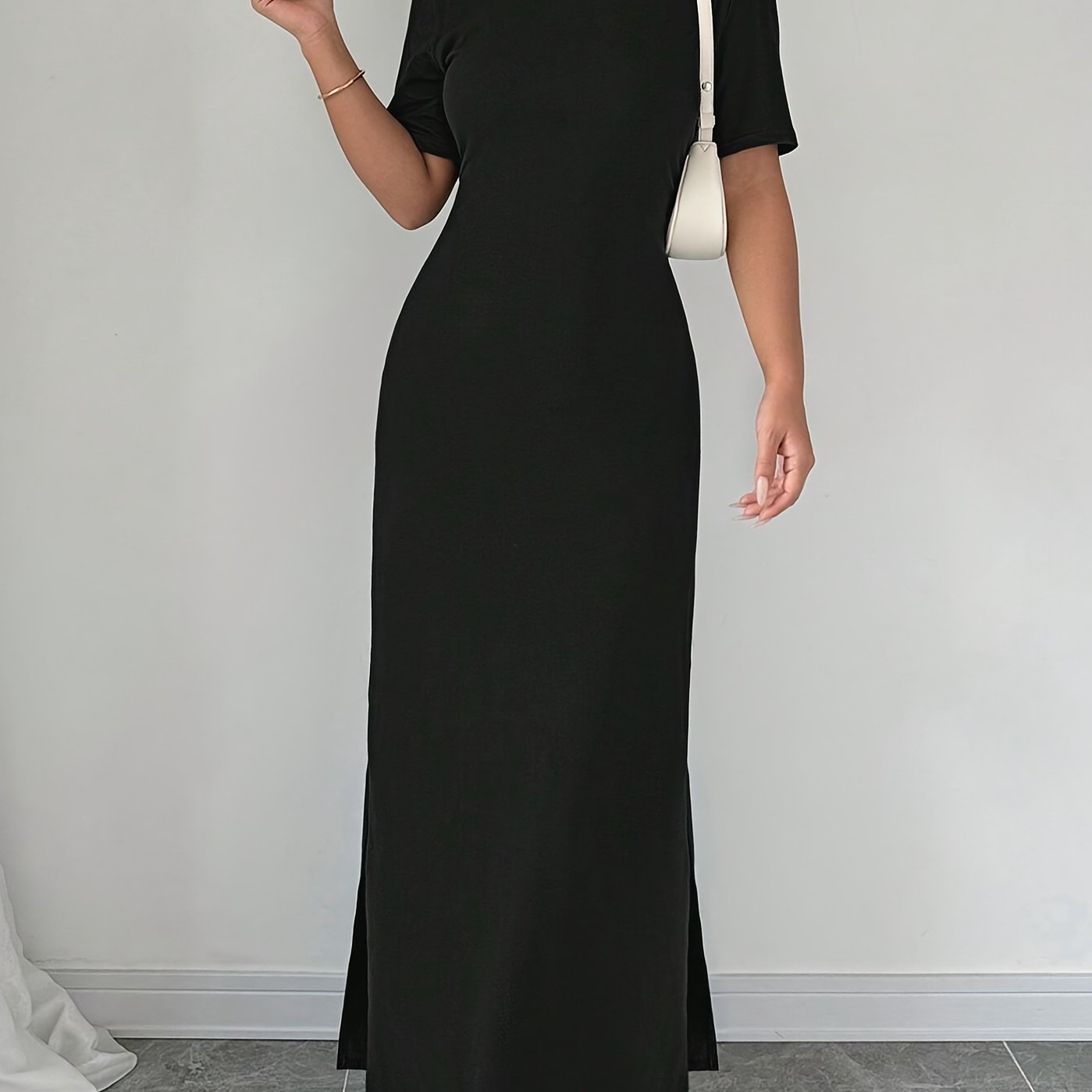 A Tailored, Solid Black Dress For Women, Featuring A Slit Design, Suitable For Everyday Wear And Summer