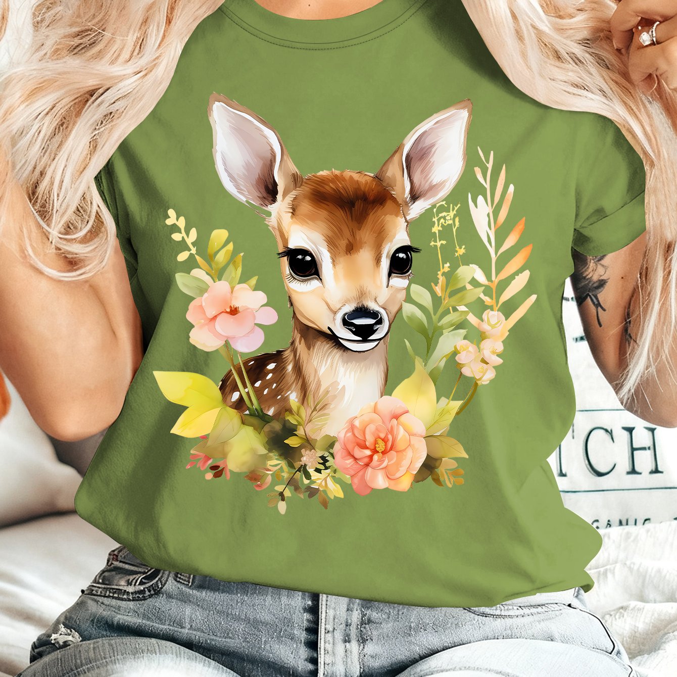 TEMU Women's Plus Size Deer Floral Print T-shirt - Short Sleeve Round Neck Blouse-compatible Top | Opaque Machine-washable Fabric Suitable For
