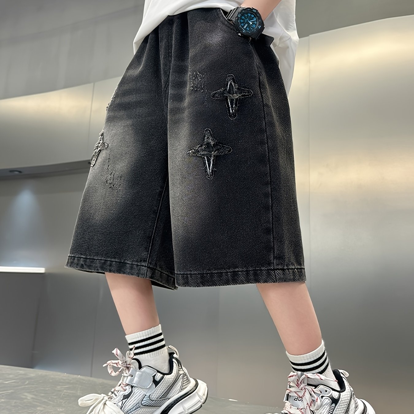 Image of Boys' Denim Shorts, Straight Loose Style With Double Side Rips And Fuzz, Washed And Bleached, Star-embroidered Ripped Design, Individual Fashion, Trendy, Street Casual, For Outdoor