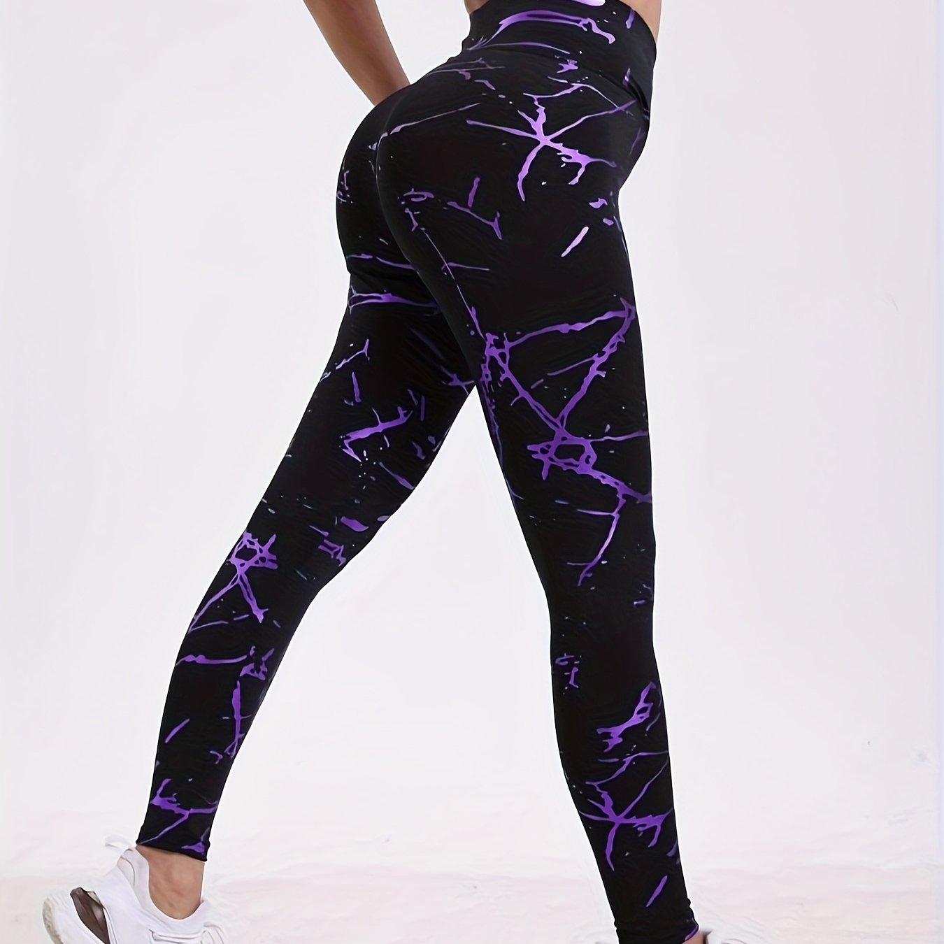 - Tight-fitting Leggings