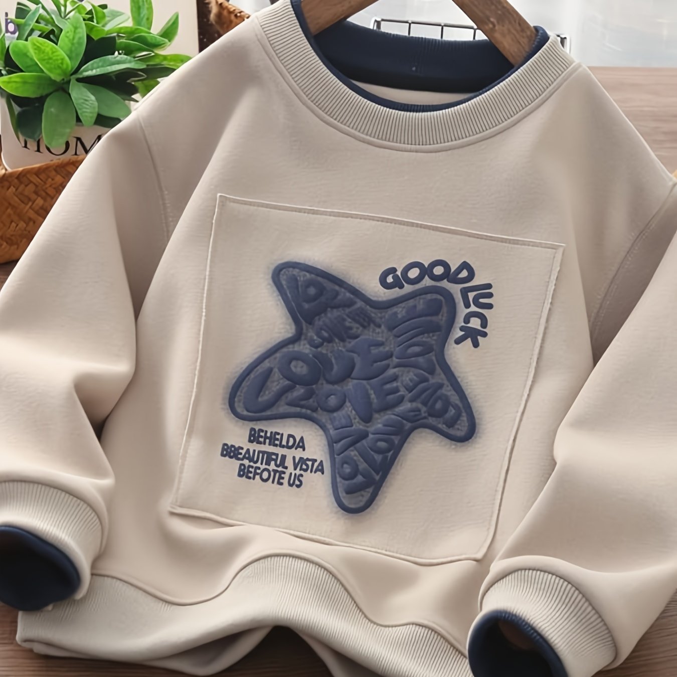 Boys' Trendy Round Neck Sweatshirt With Two-piece Design, Style, Fashionable Print, Good-looking Regular