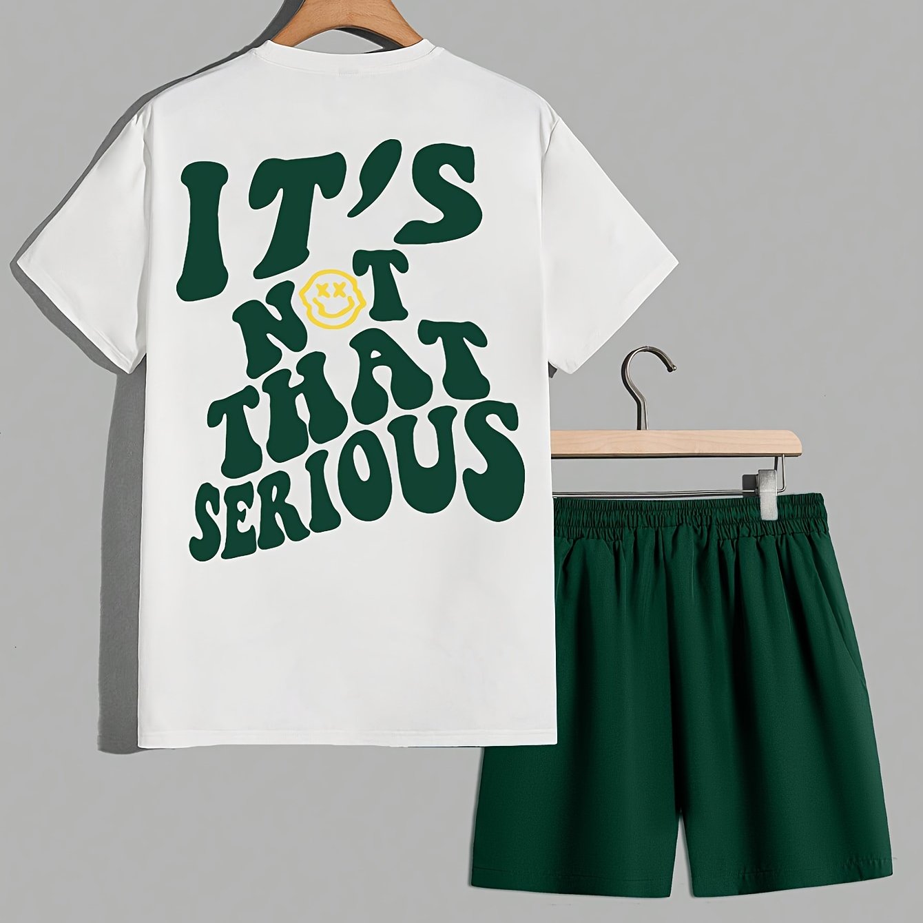 E-shop Verdrehtes Buchstaben-Druck T-Shirt, Herren Rundhals T-Shirt + Shorts mit Kordelzug, Sommerliches Freizeit-T-Shirt Shorts 2er-Set