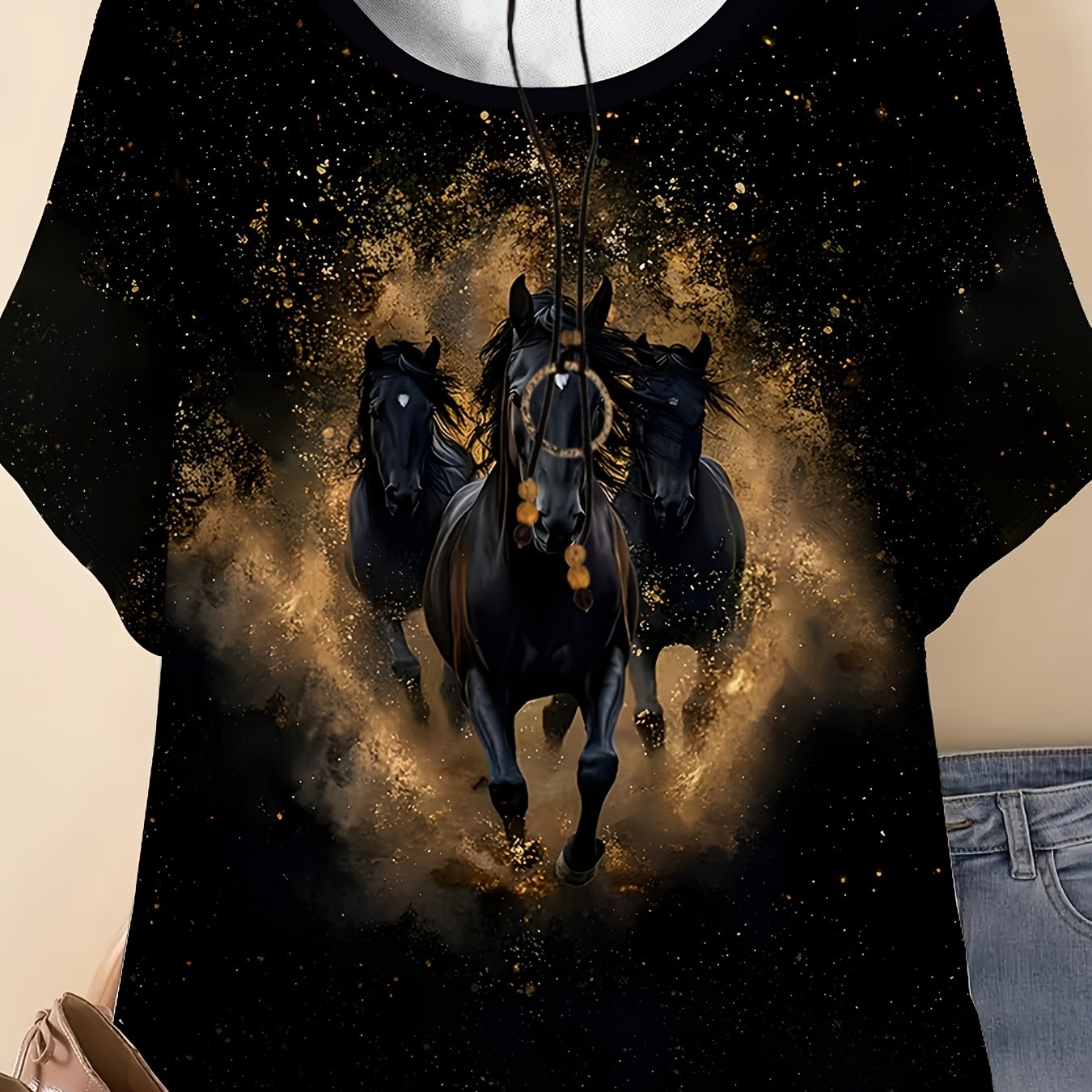TEMU Plus Size - Plus Size - A Summer Casual Short-sleeve T-shirt For Women Featuring A Round Neck, With A Print Of Horses And Artistic Elements In A