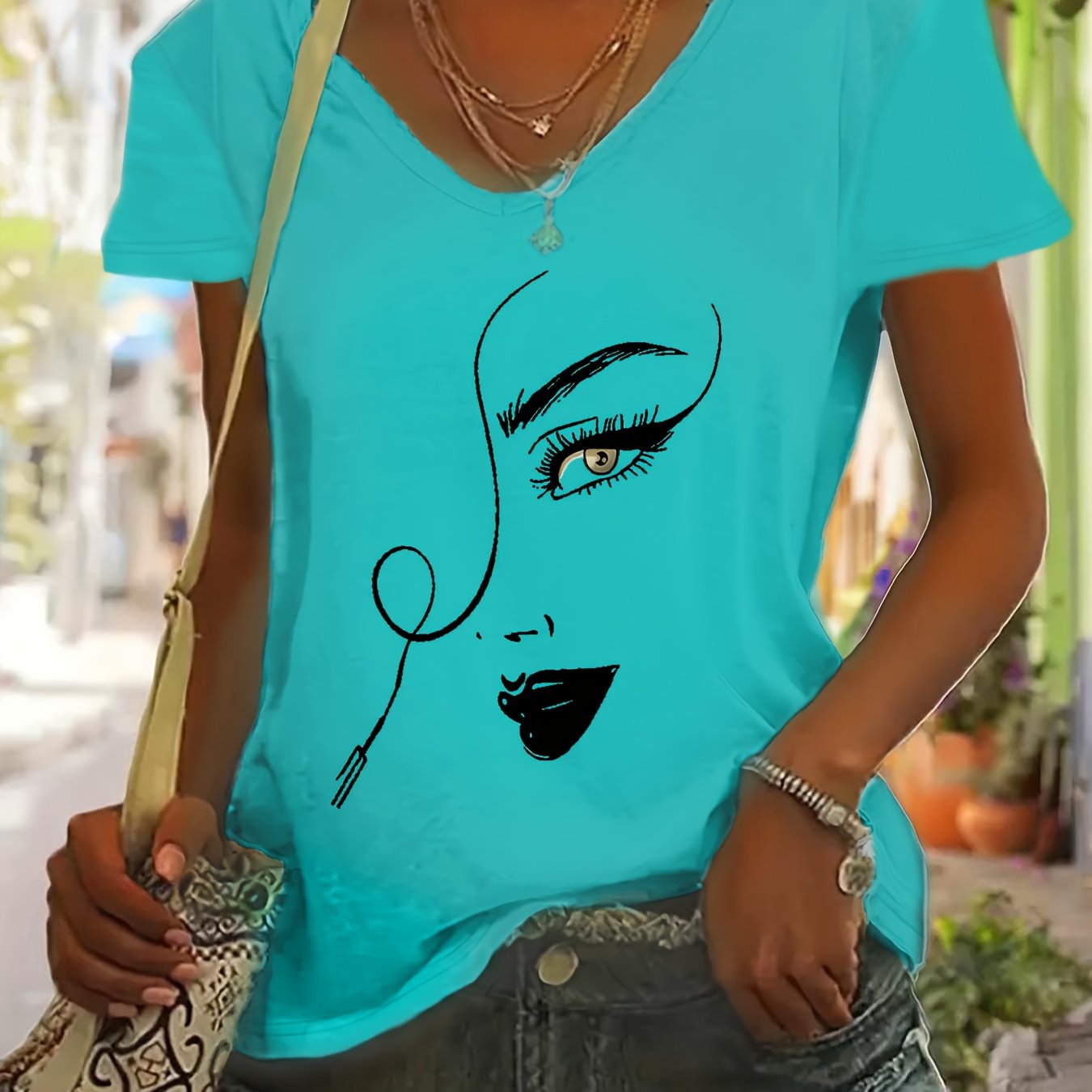 Image of Plus Size - Plus Size - Fashionable Plus-size V-neck -shirt For Women In Europe And America